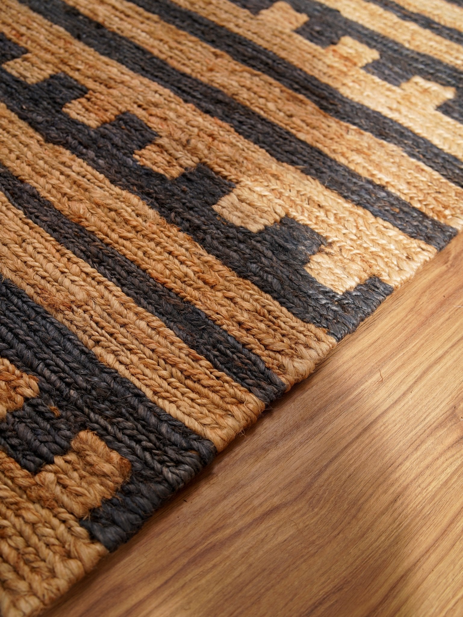 Earthline Hand Knotted Sumak Jute Area Rug - BBH HOMES LLC