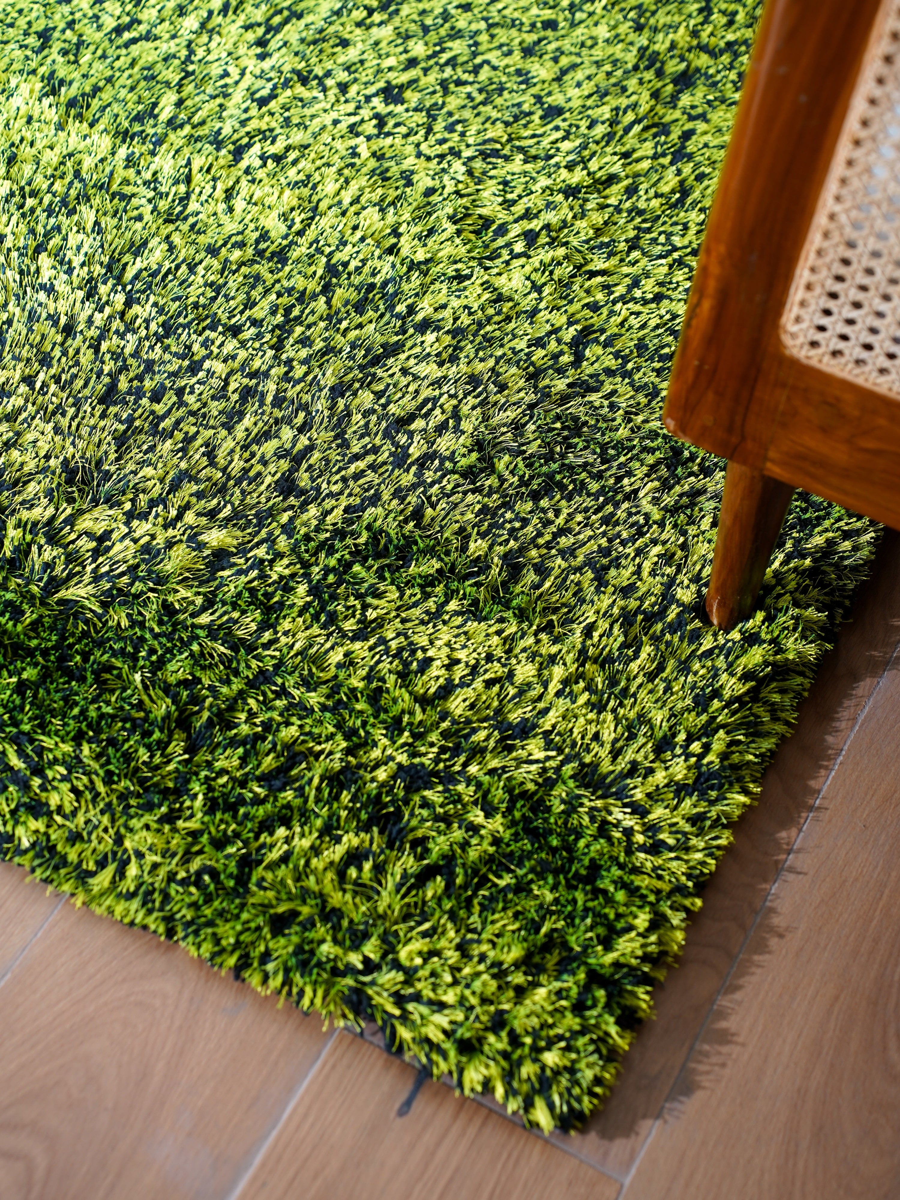 Solid Green Shag Polyester Area Rug