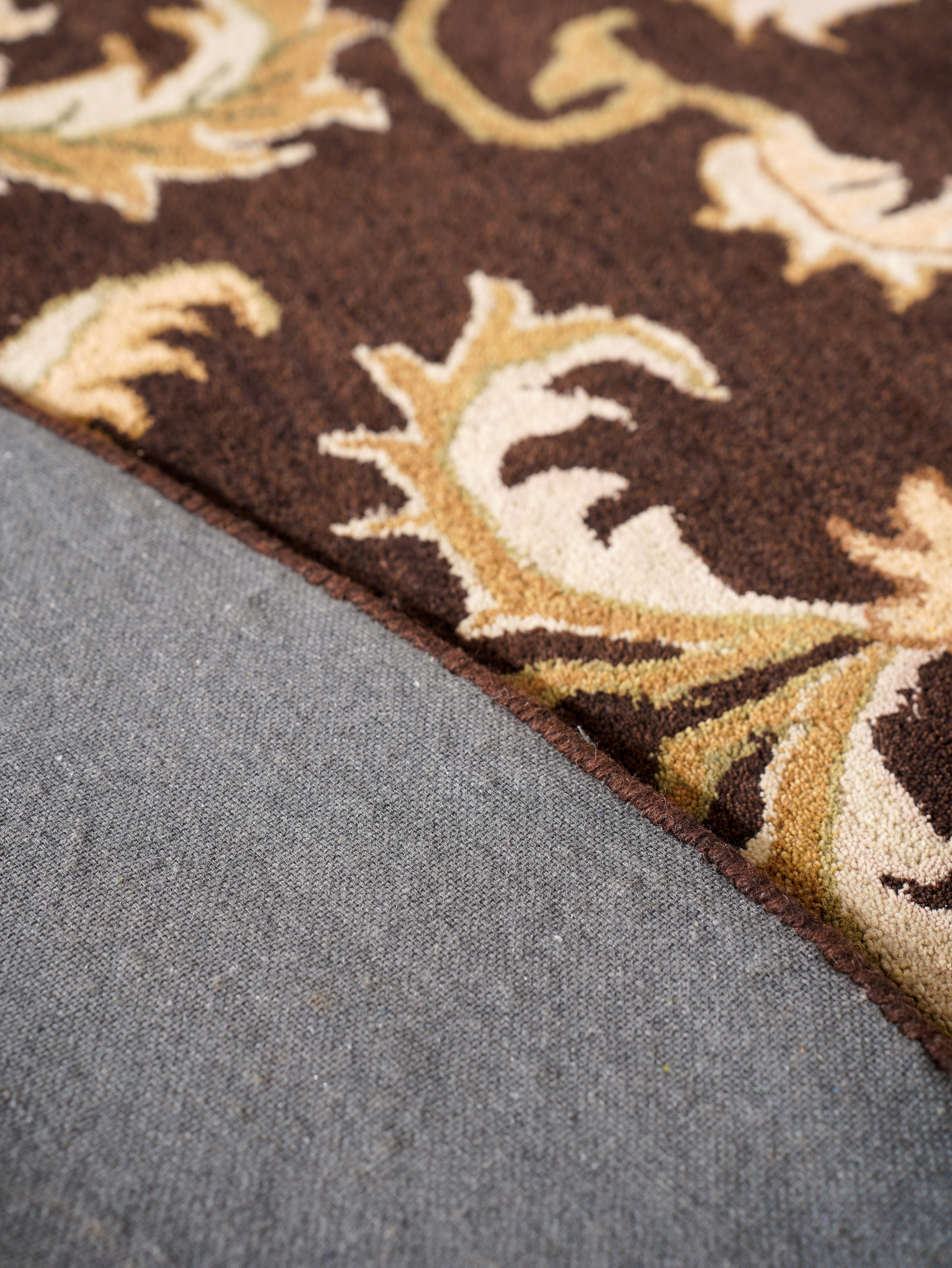 Tobermory Hand Tufted Wool Area Rug