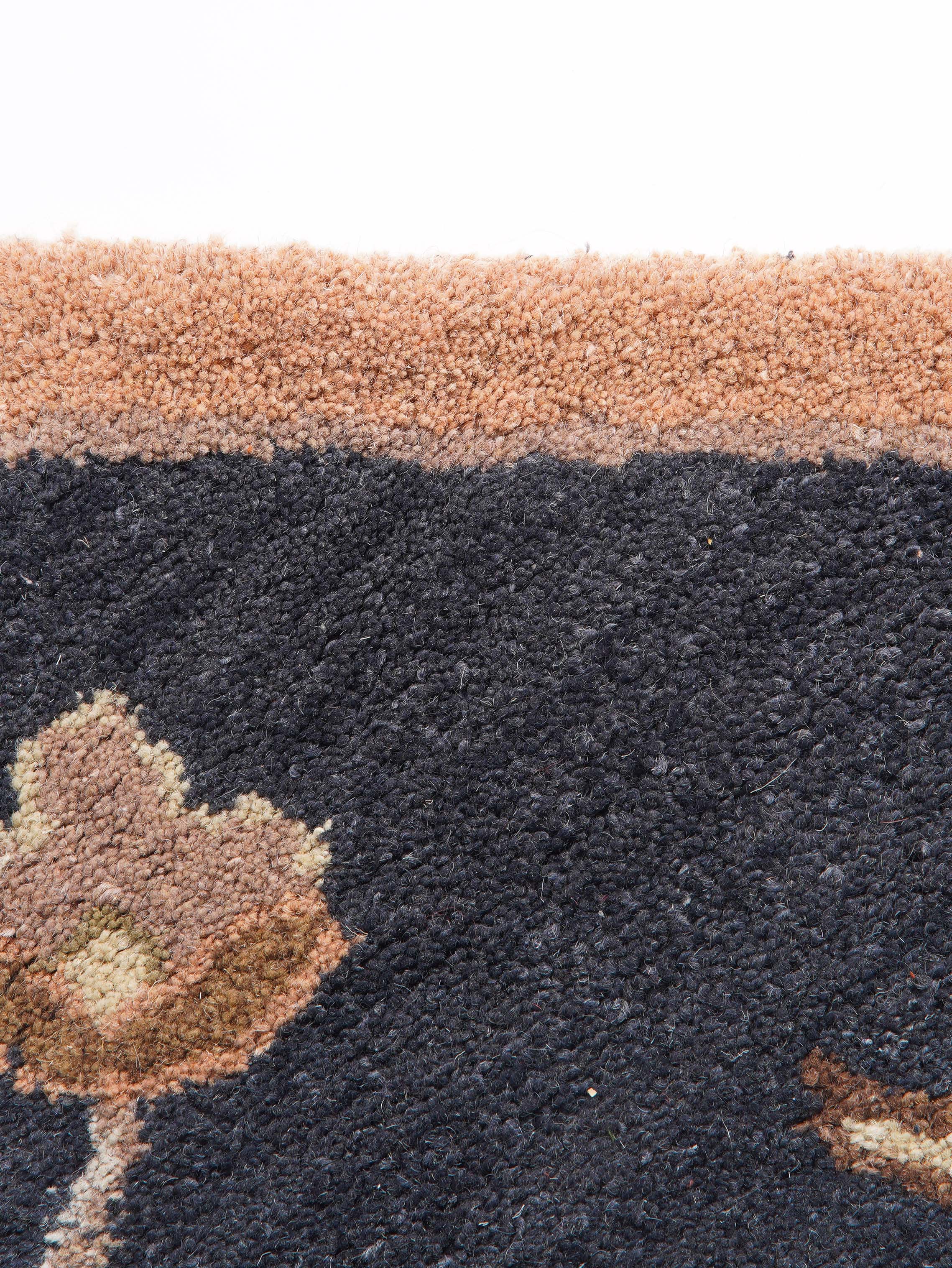 Aavira Hand Tufted Oriental Area Rug