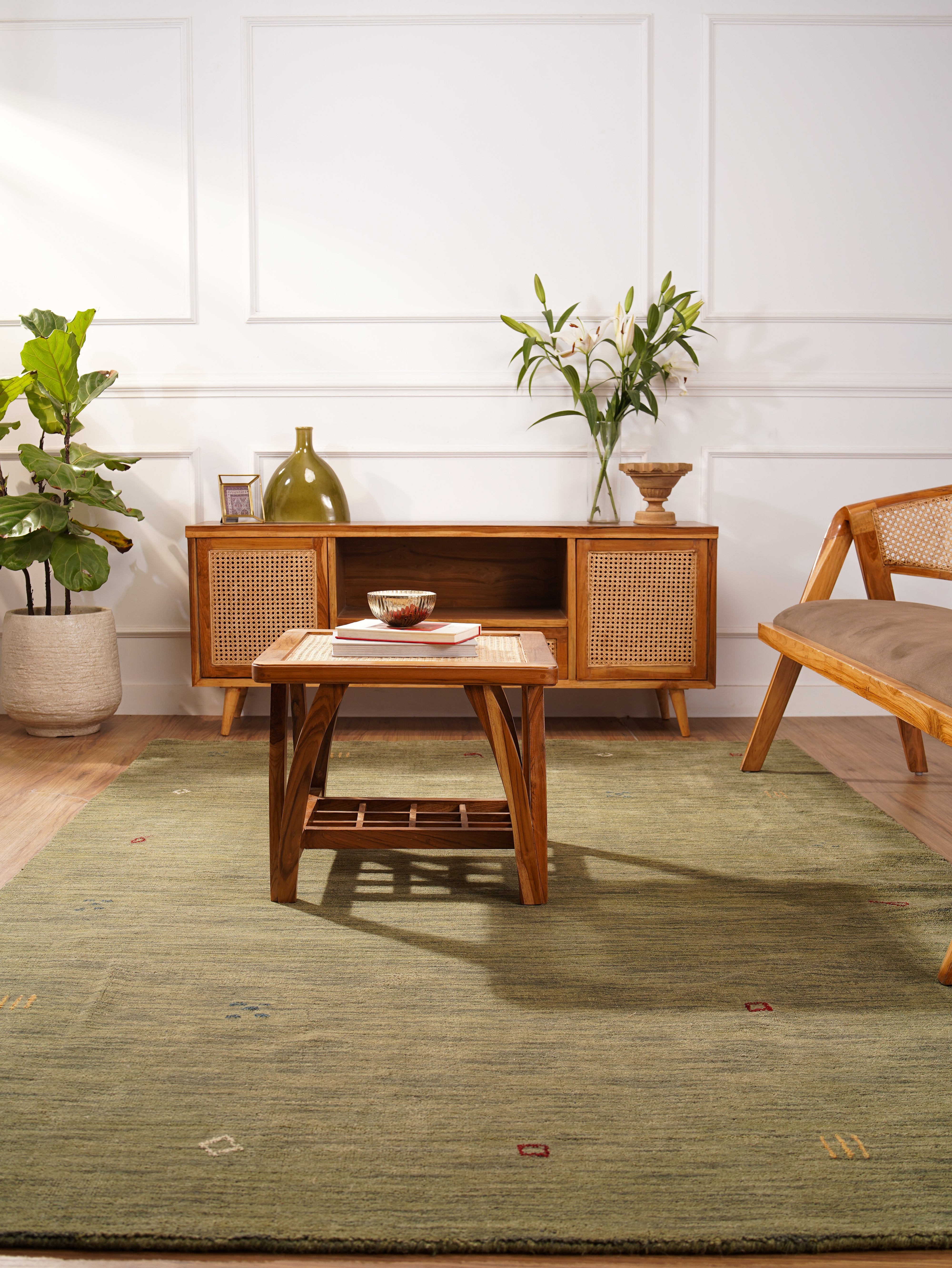 Eiran Hand Knotted Wool Rug