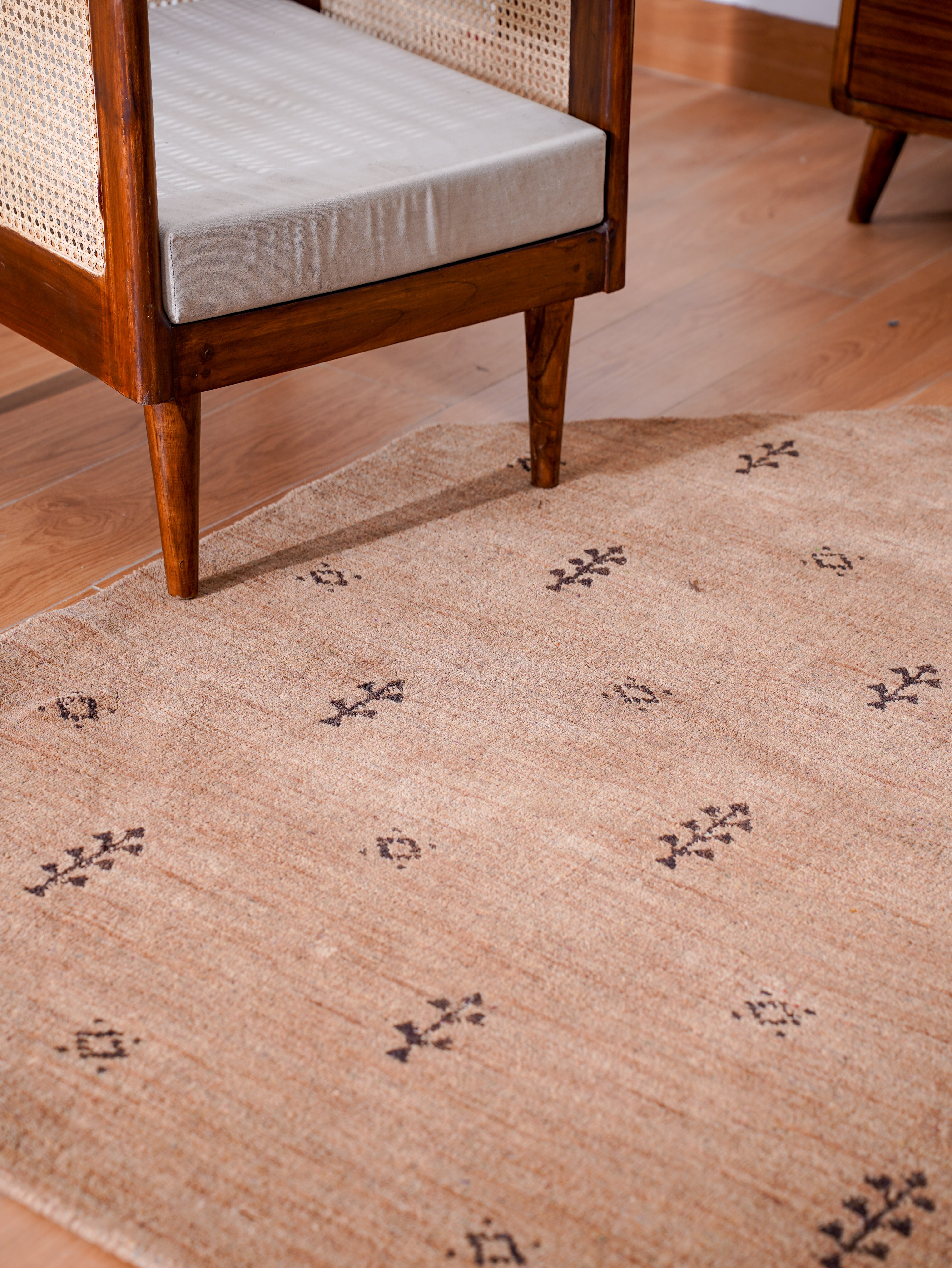 Elysian Hand Knotted Wool Rug