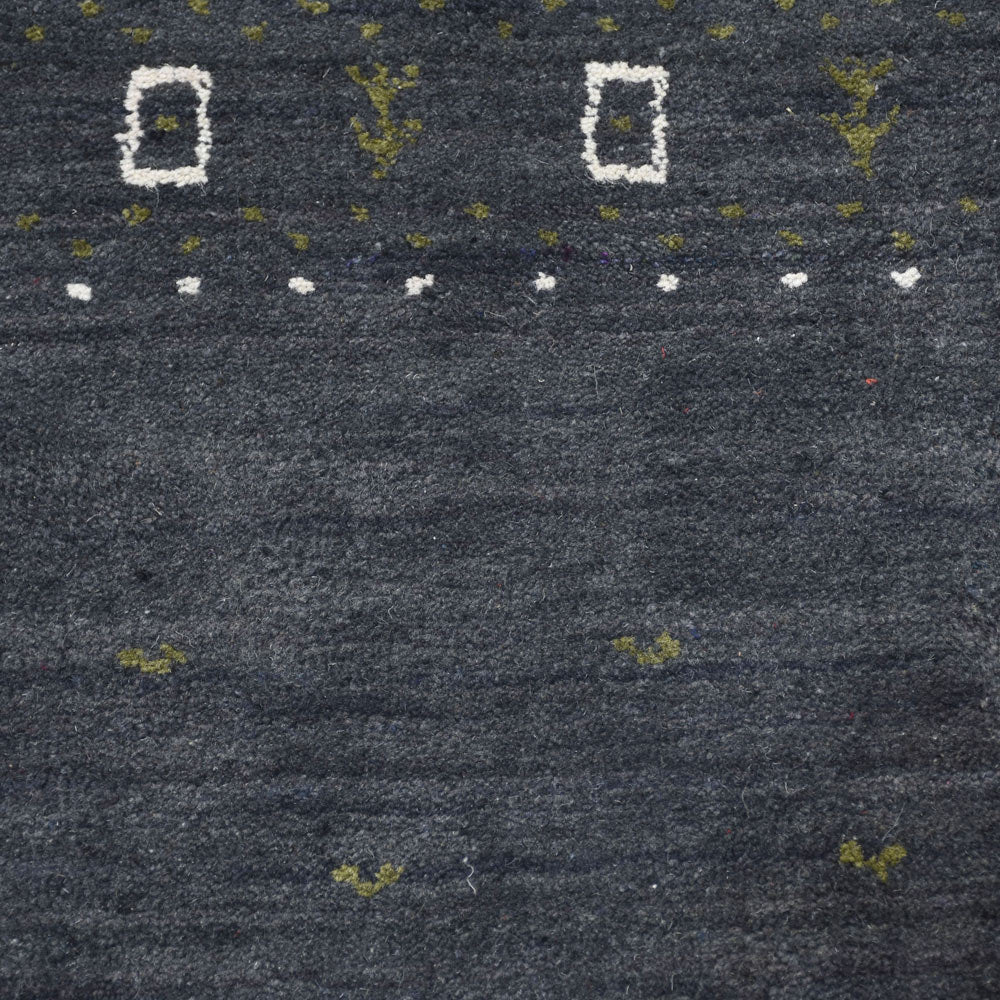 Kian Hand Knotted Wool Area Rug