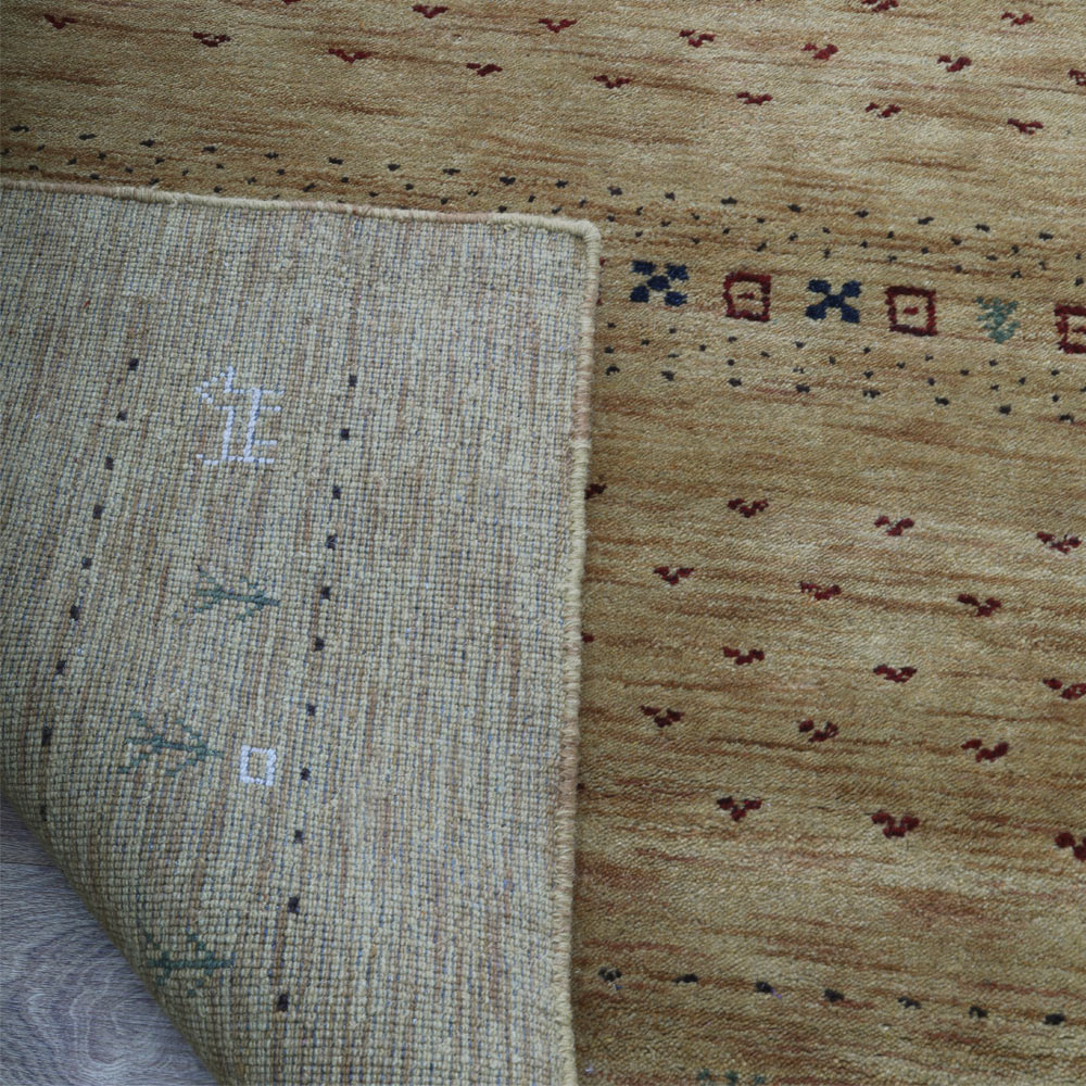 Kian Hand Knotted Wool Area Rug