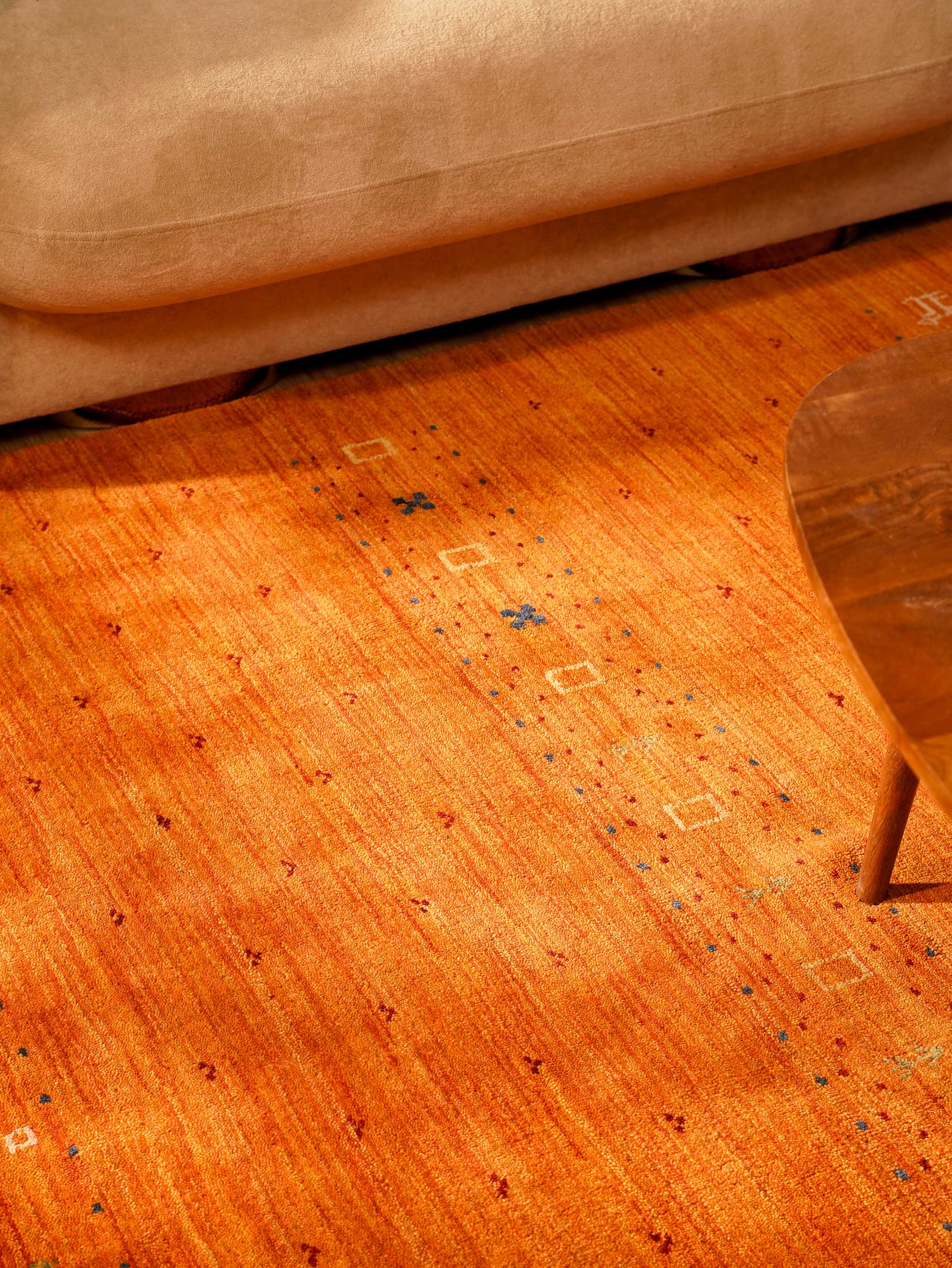 Kian Hand Knotted Wool Area Rug