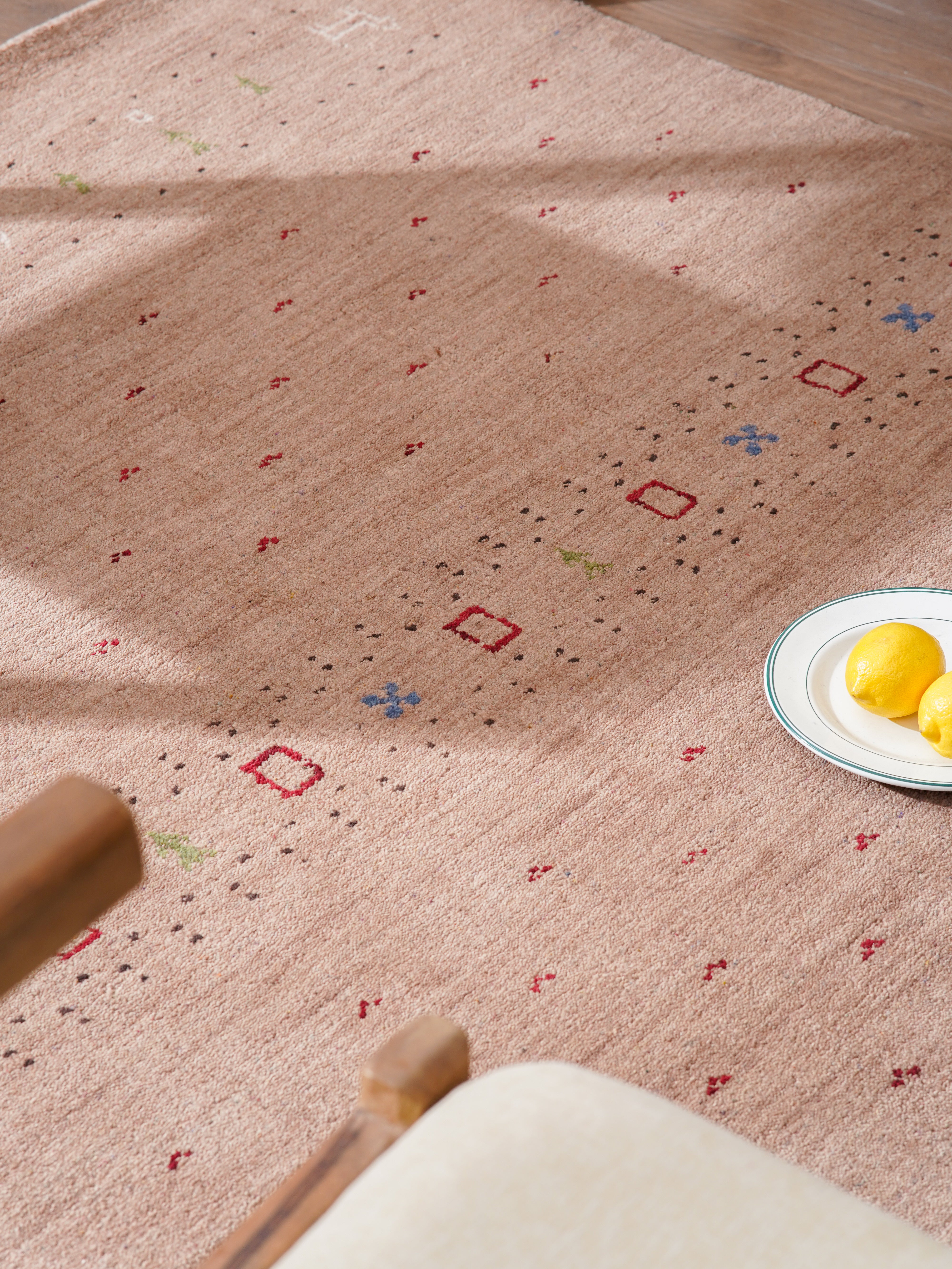 Kian Hand Knotted Wool Area Rug