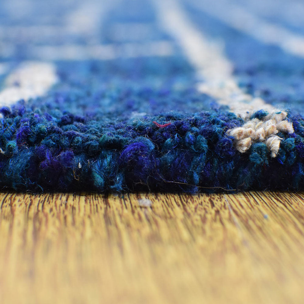 Aarini Hand Knotted Rug