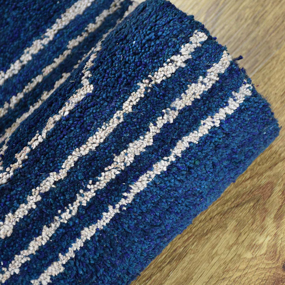 Aarini Hand Knotted Rug