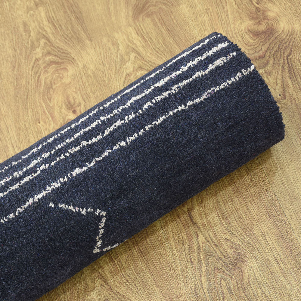 Aarini Hand Knotted Rug