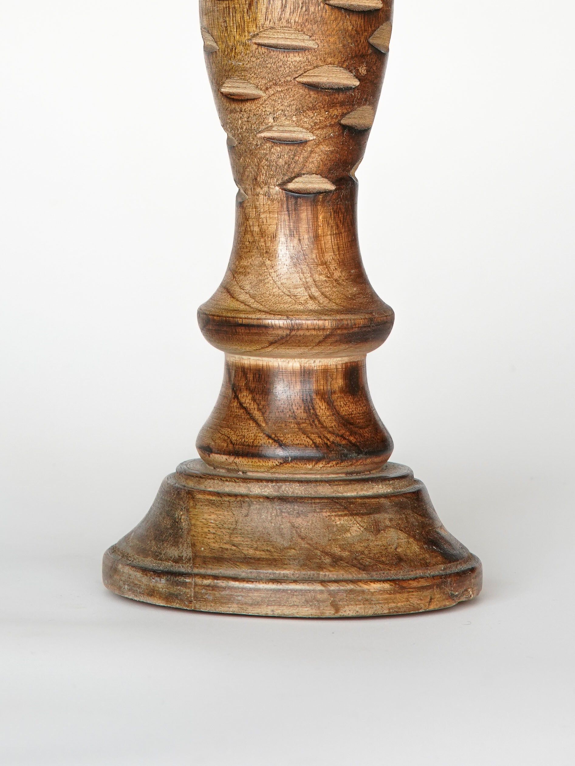 Leafscape Pillar Candle Holder - Medium Burnt