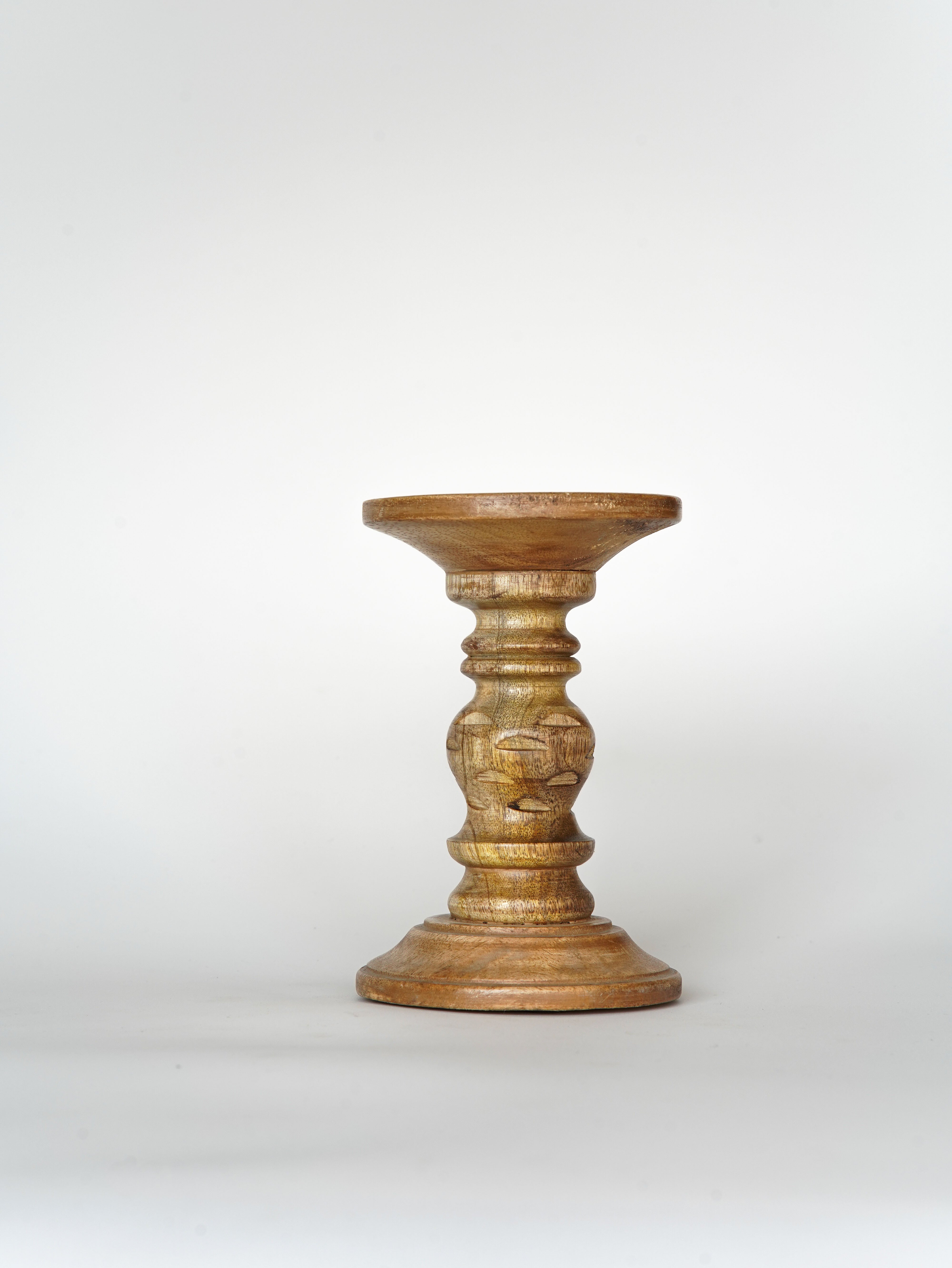 Leafscape Pillar Candle Holder - Medium Burnt
