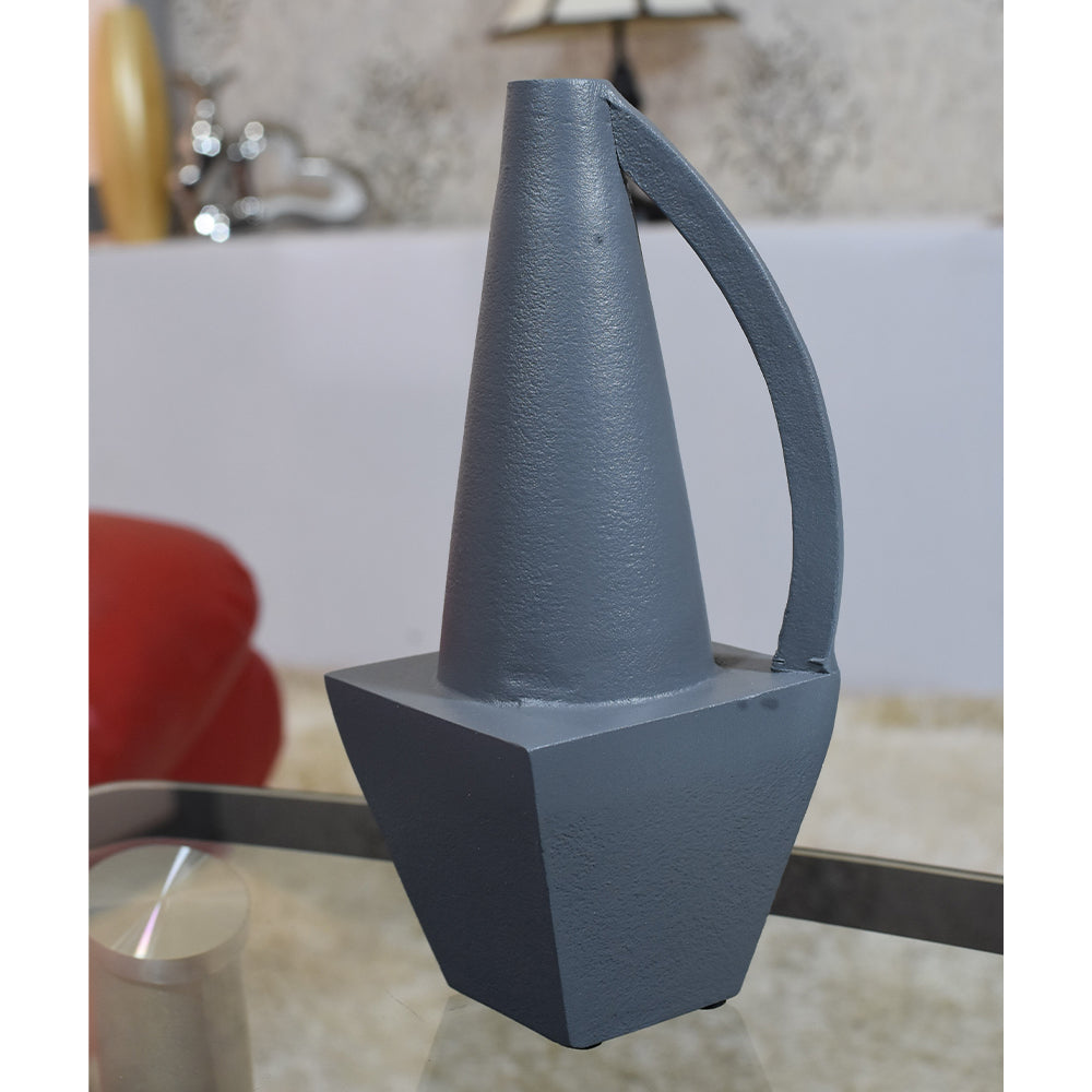 Eco-Friendly Handmade Aluminium Geometric Gray Vase For Indoor & Outdoor Use