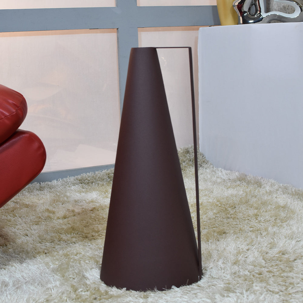 Eco-Friendly Handmade Iron Geometric Rust Vase For Indoor & Outdoor Use