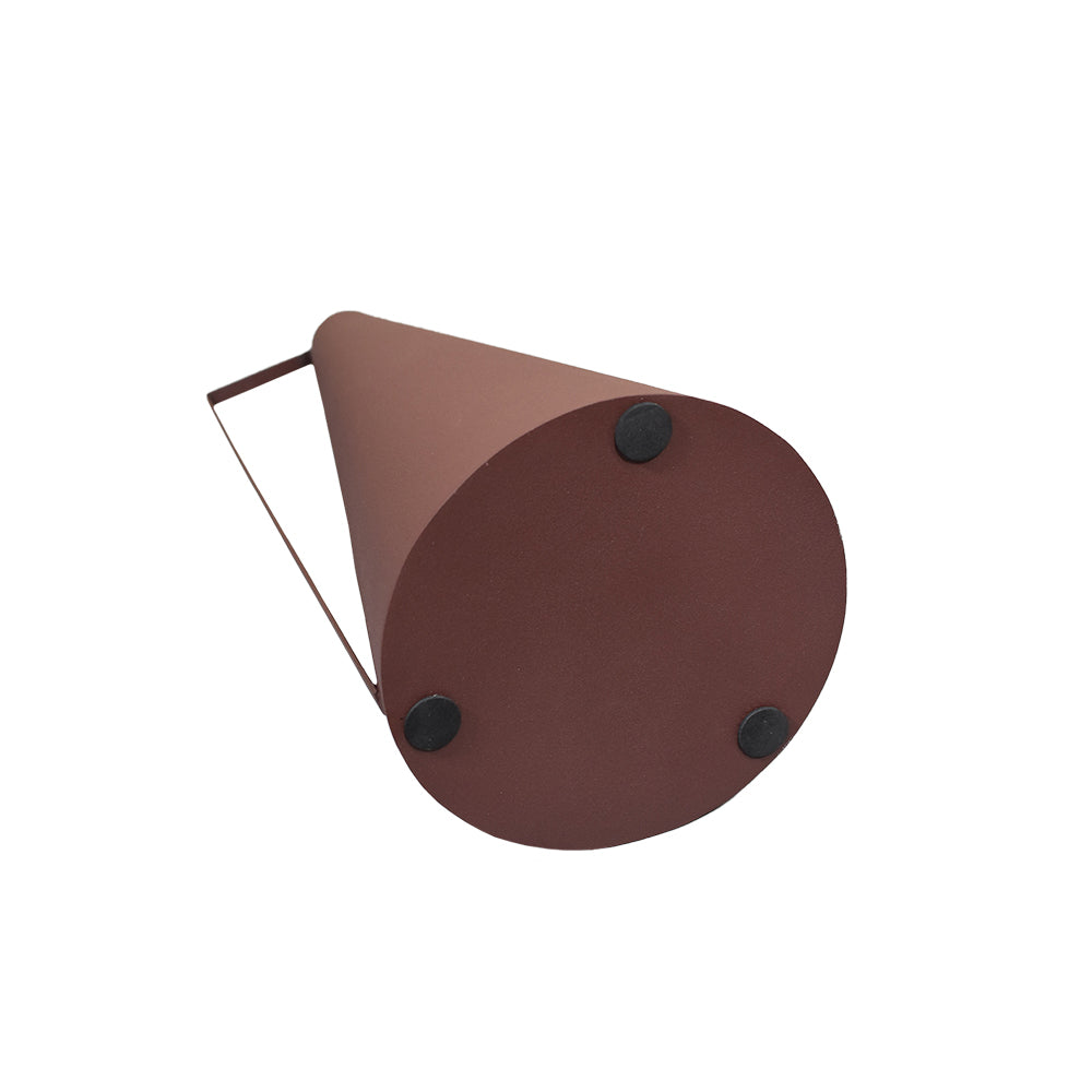 Eco-Friendly Handmade Iron Geometric Rust Vase For Indoor & Outdoor Use