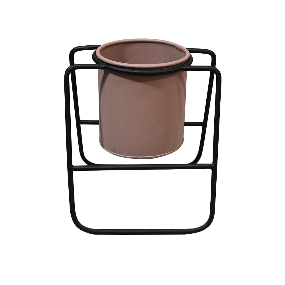 Svelte Iron Planters Pot
