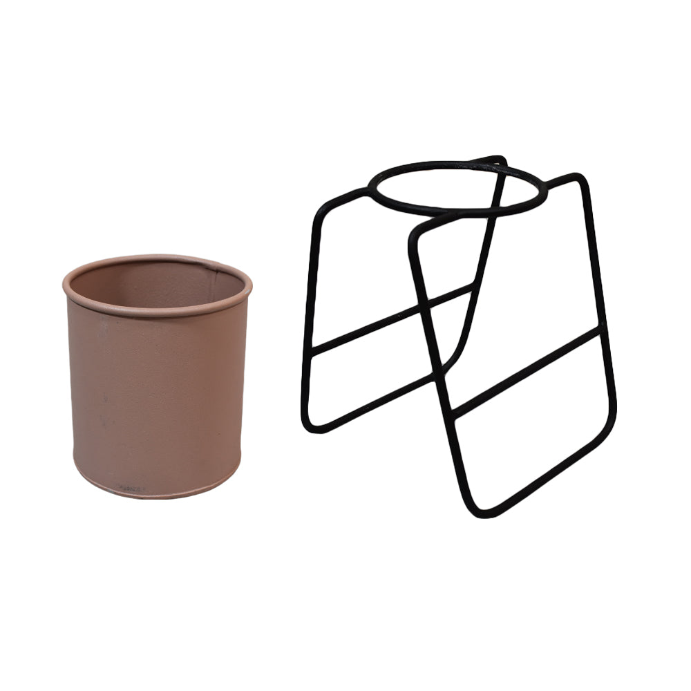 Svelte Iron Planters Pot