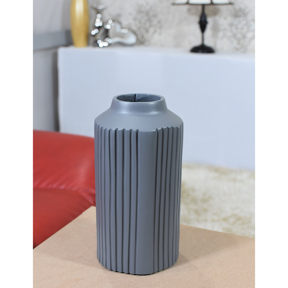 Eco-Friendly Handmade Aluminum Geometric Gray Cylinder Vase For Indoor & Outdoor Use