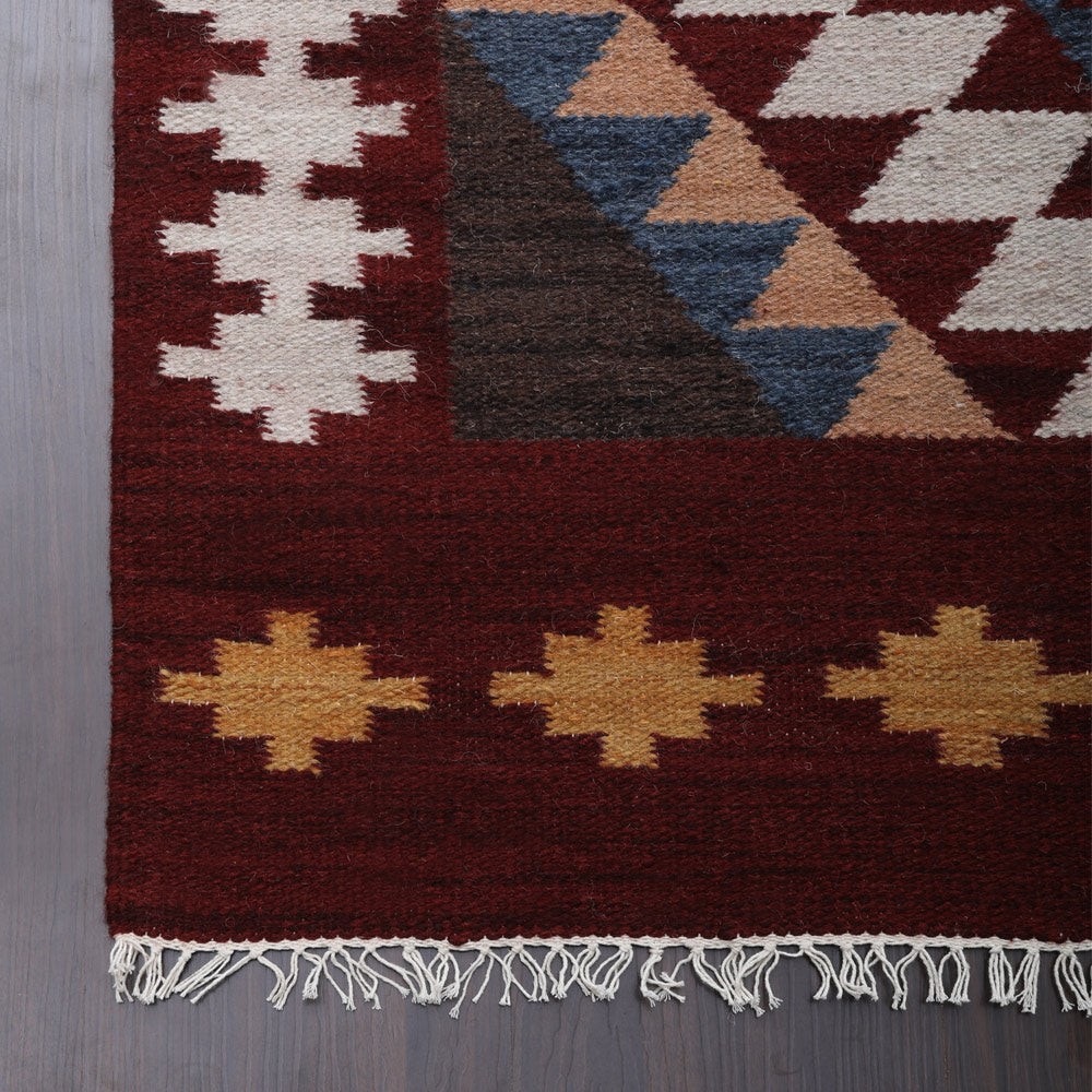 Fenn Hand Woven Flat Weave Kilim Wool Area Rug