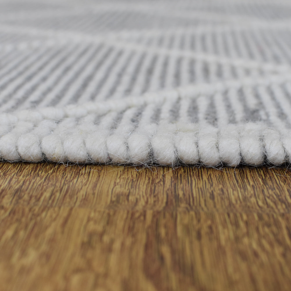 Atmos Hand Woven Flat Weave White & Gray Rug