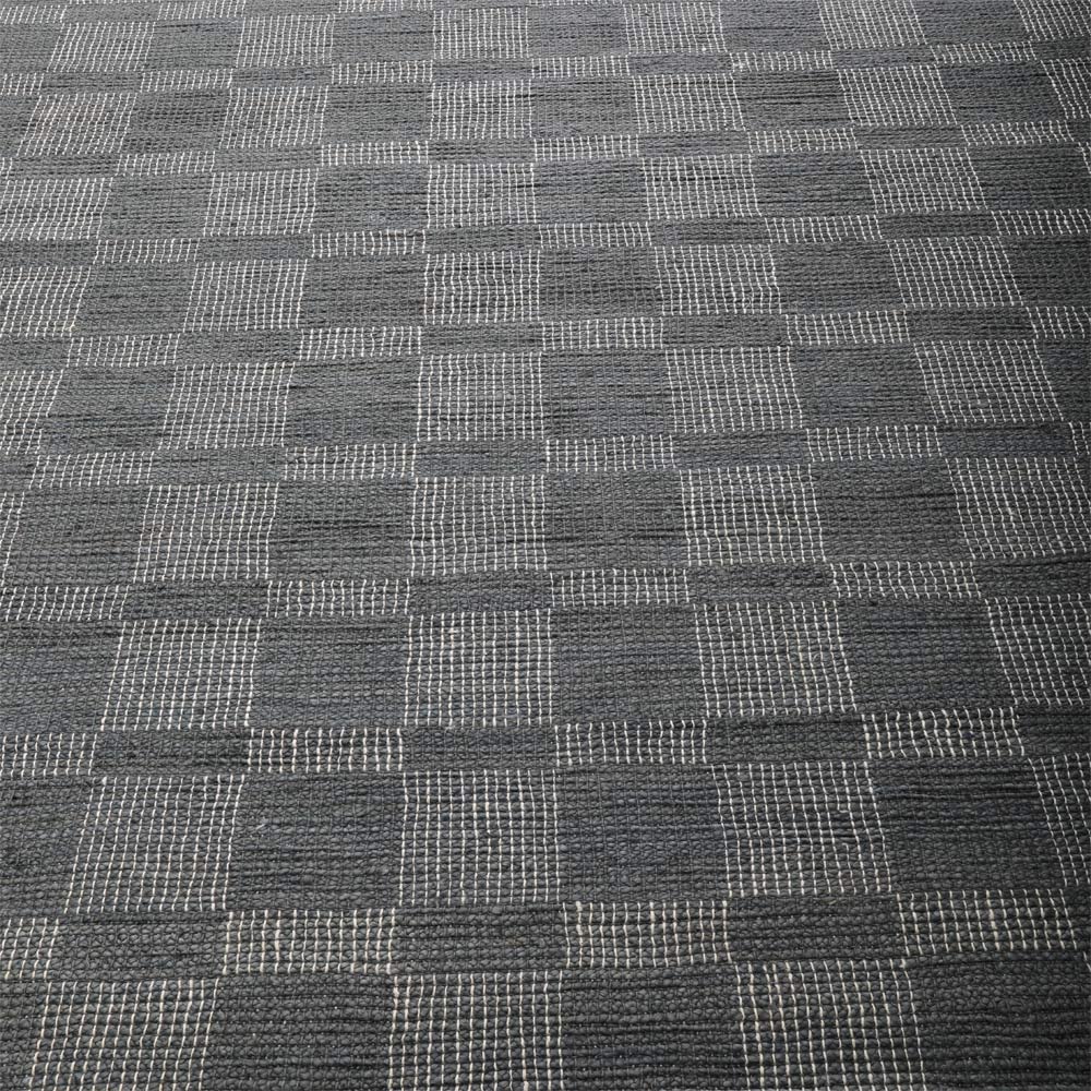 Gridlock Hand Woven Washable Jute Rug
