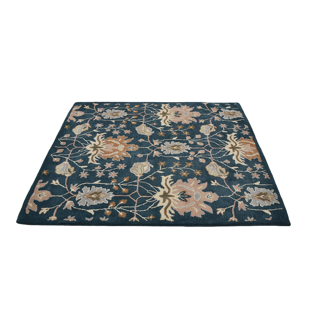 Jivin Hand Tufted Floral Wool Rug