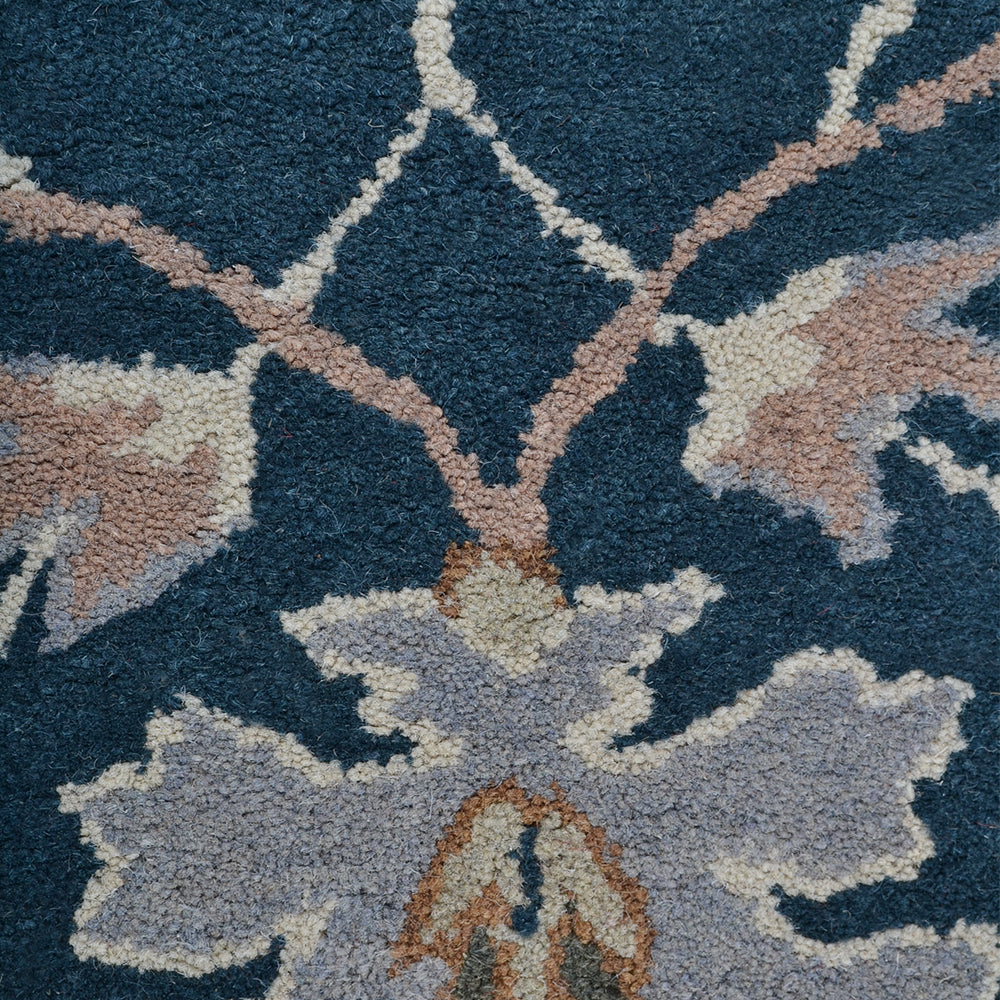 Jivin Hand Tufted Floral Wool Rug