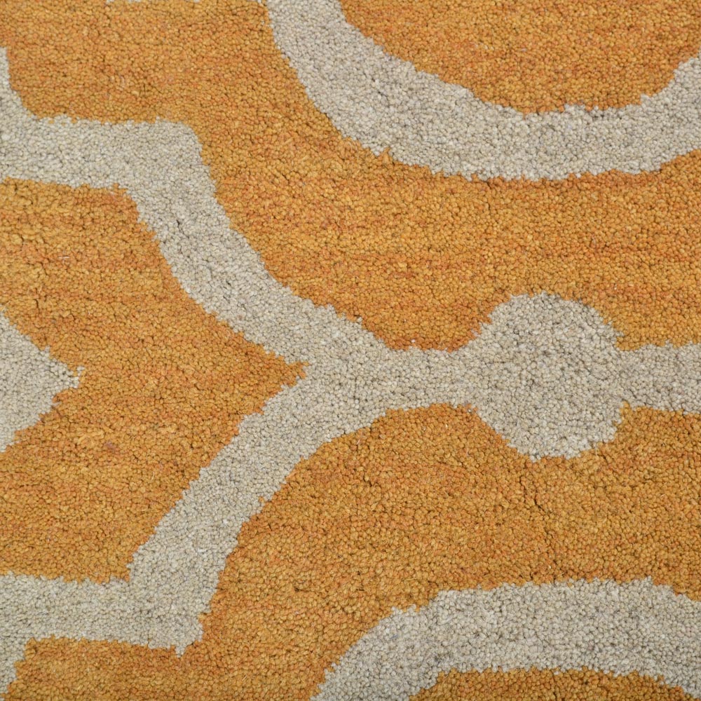 Saffron Medallion Hand Tufted Rug
