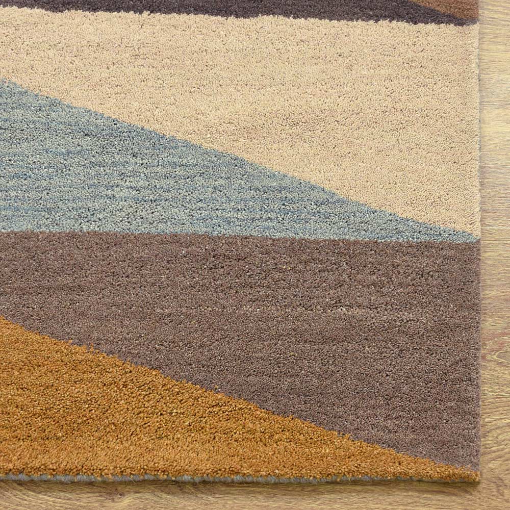 GeoM Hand Tufted Rug