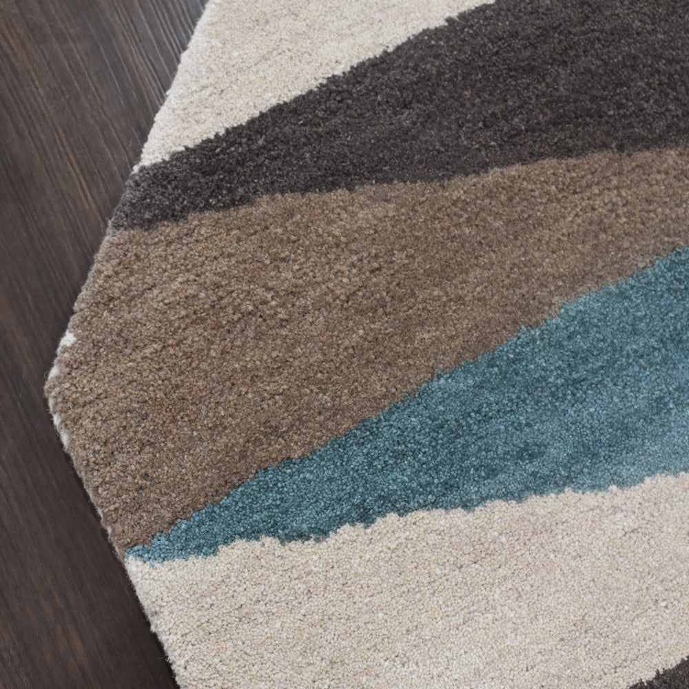GeoM Hand Tufted Rug