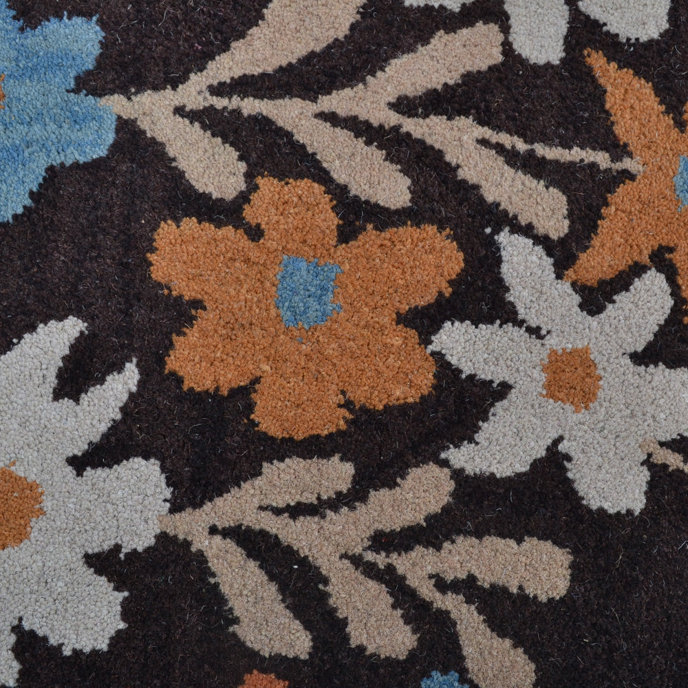 Yuvan Hand Tufted Wool Area Rug