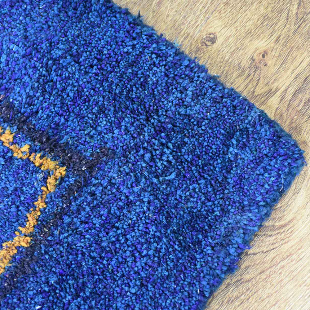 Caro Hand Knotted Loom Silk Area Rug