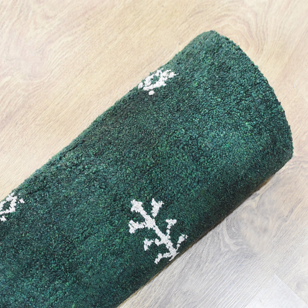Iver Hand Knotted Silk & Wool Green Area Rug