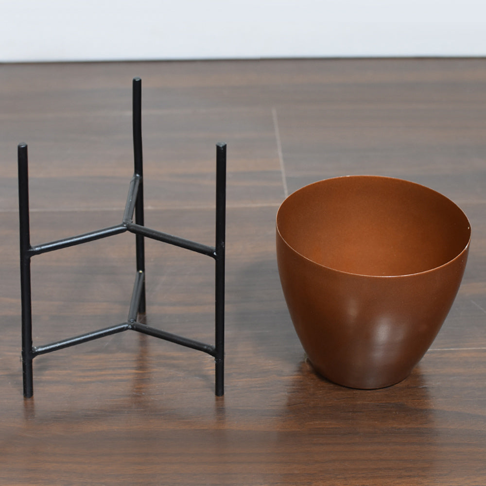 Verve Iron Pot Planter