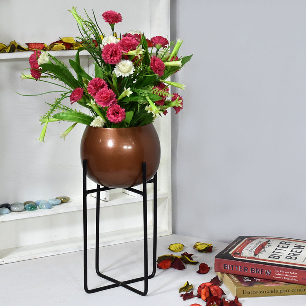 Urbane Iron Pot Planter