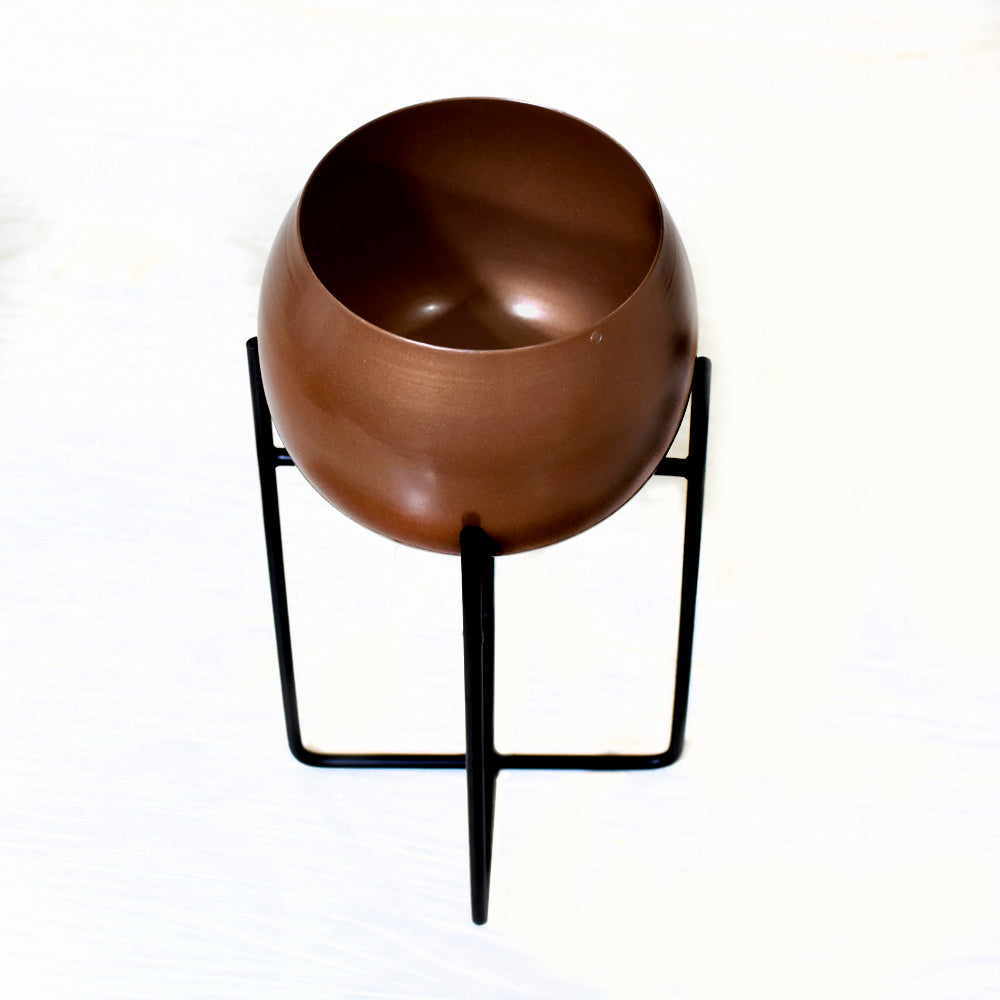 Urbane Iron Pot Planter