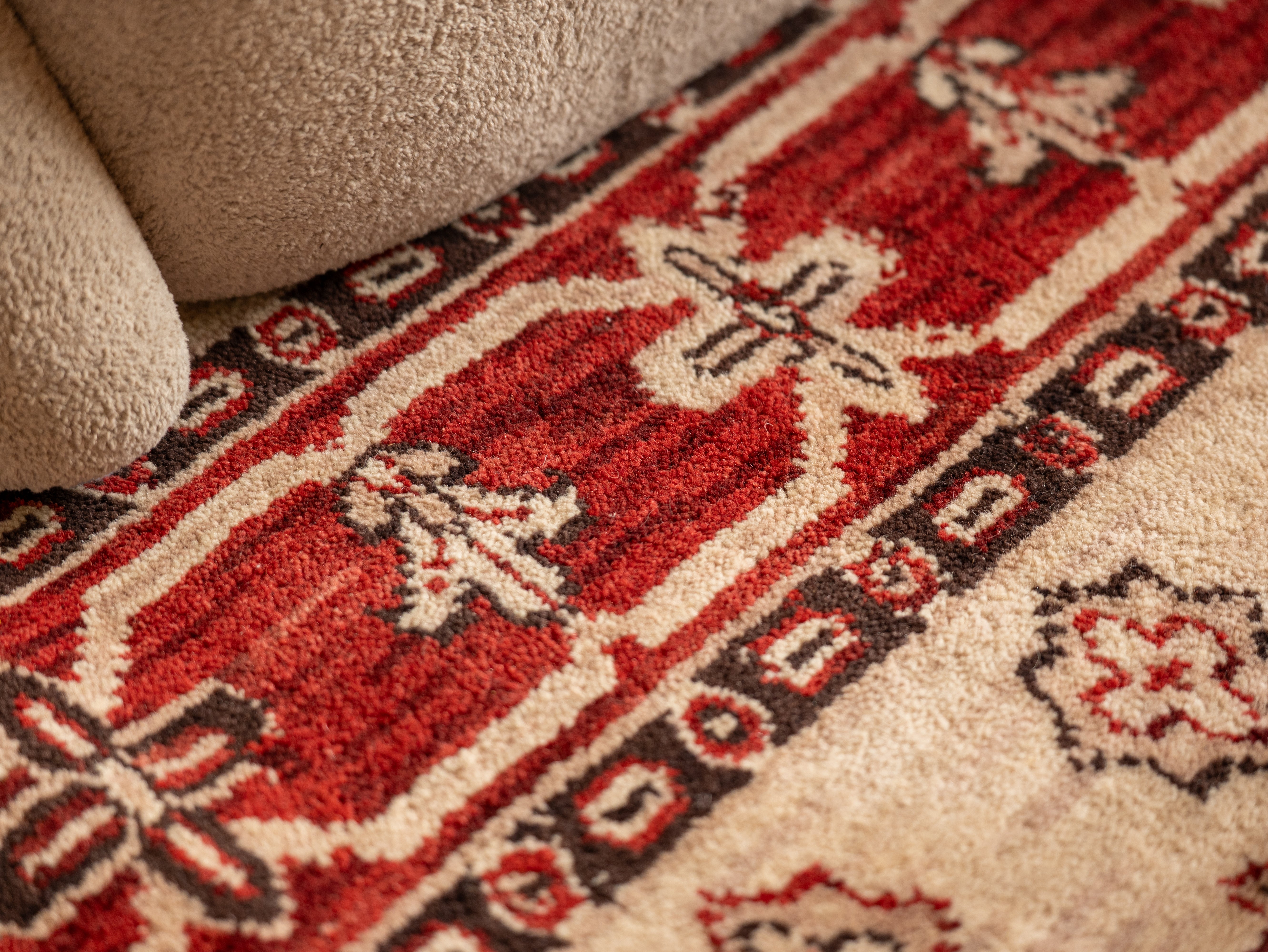 Aryavarta Hand Knotted Oriental Rug