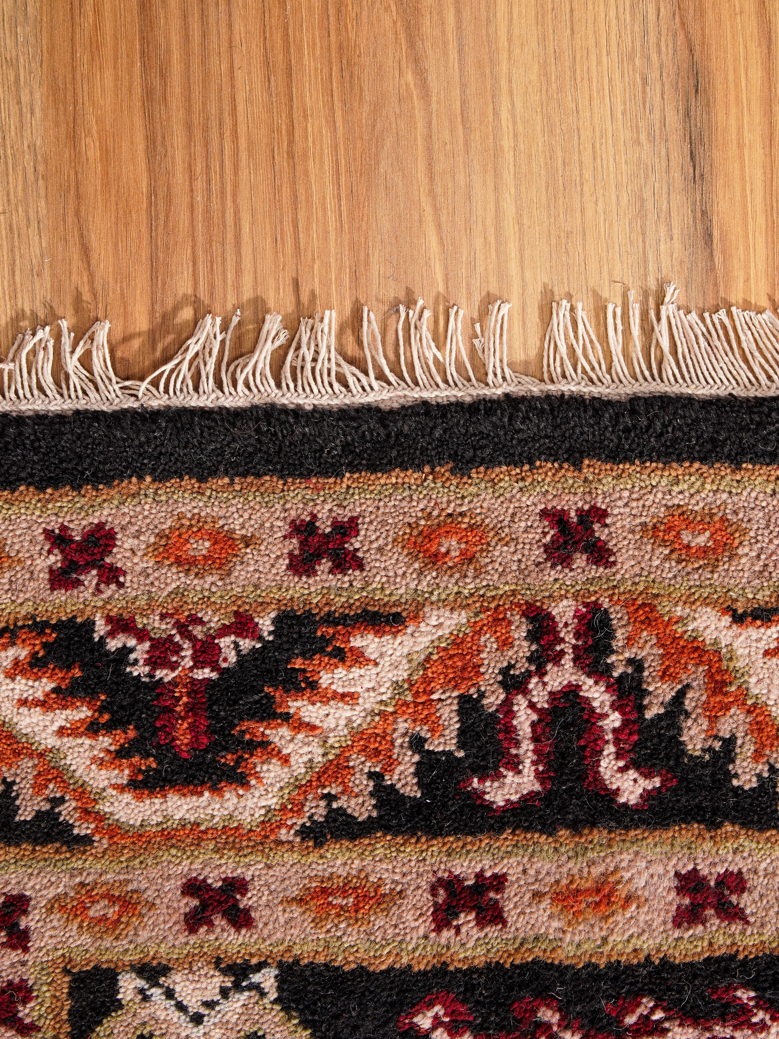 Kavi Hand Knotted Oriental Area Rug