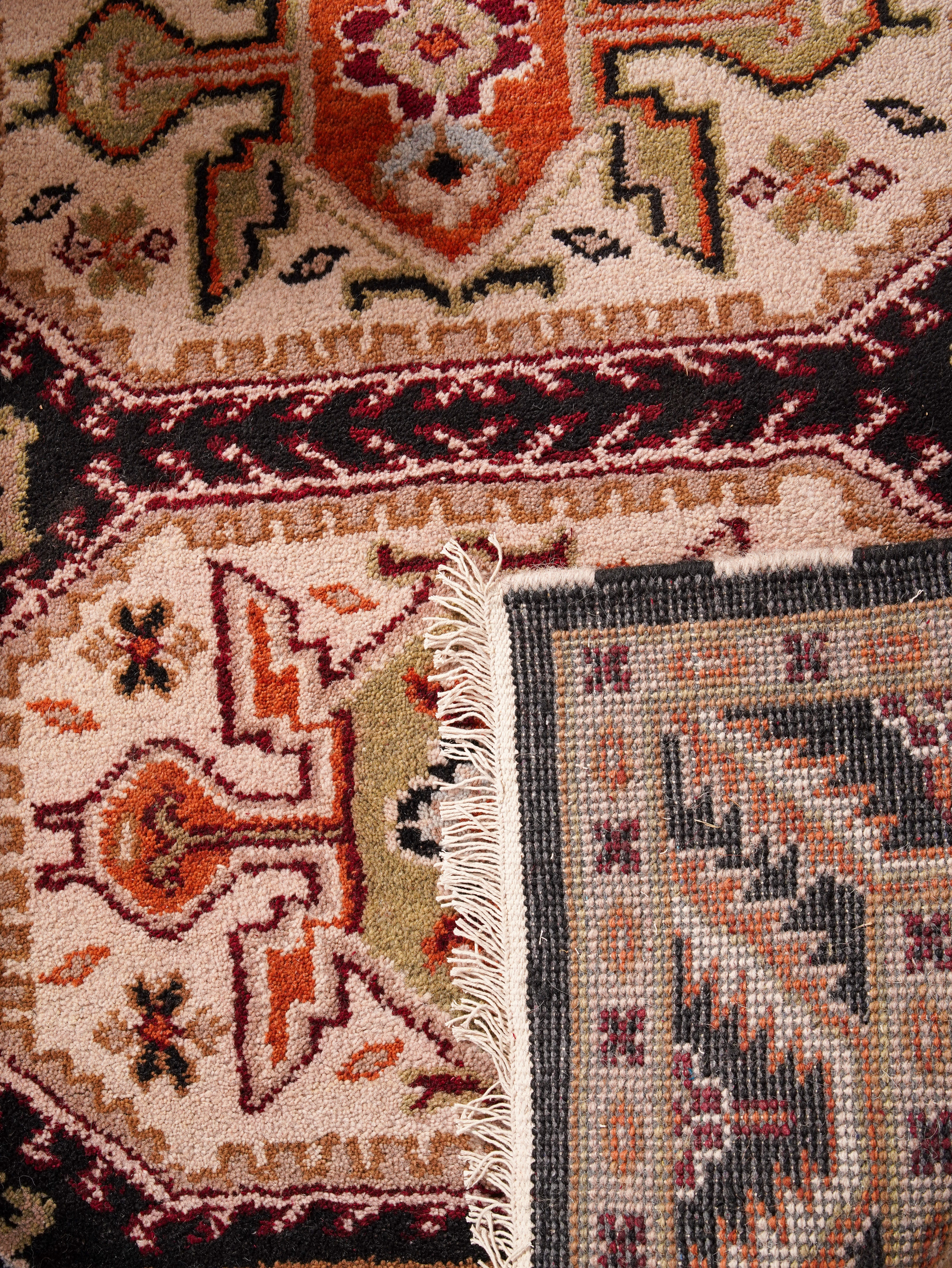 Kavi Hand Knotted Oriental Area Rug