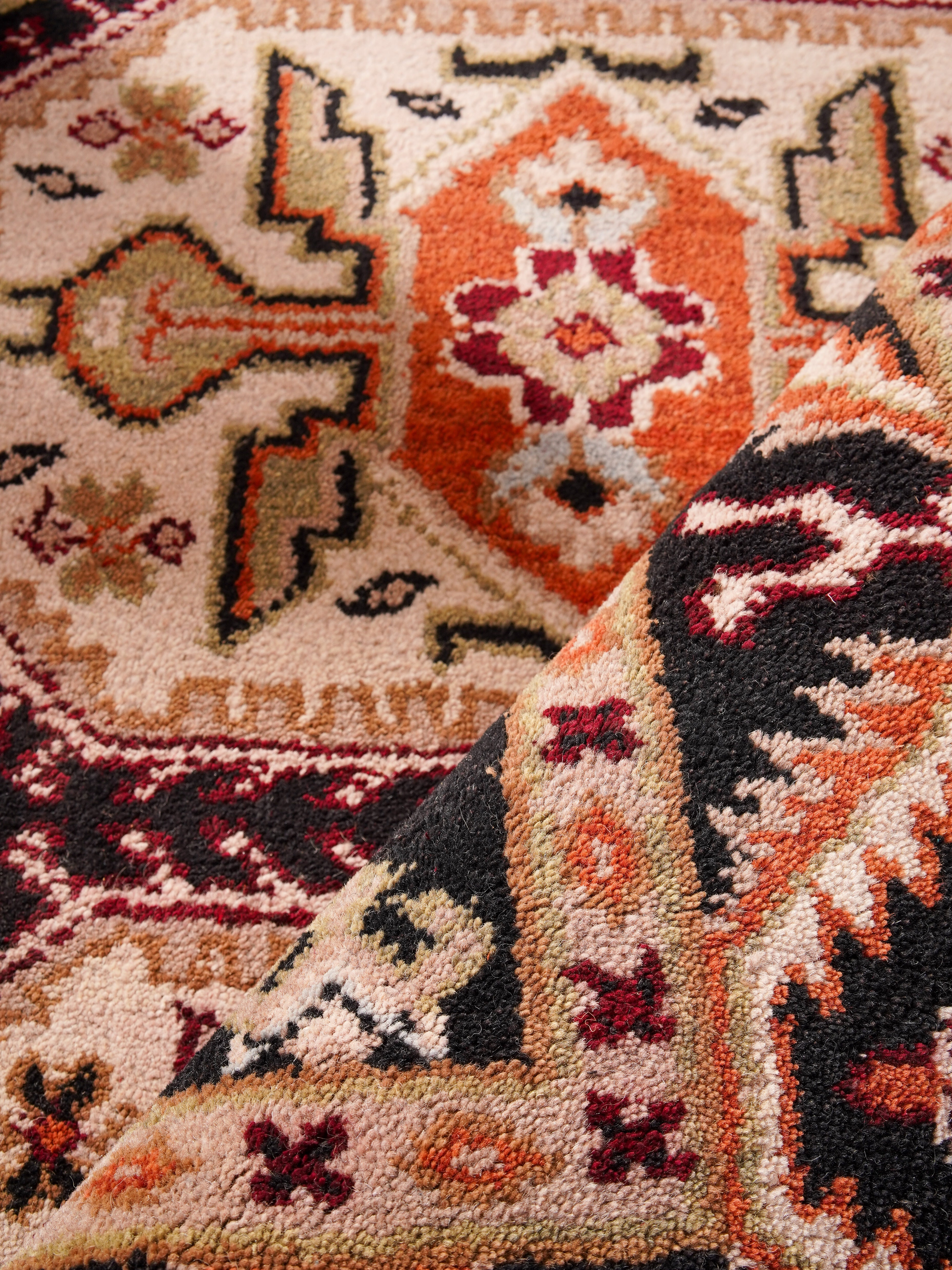 Kavi Hand Knotted Oriental Area Rug