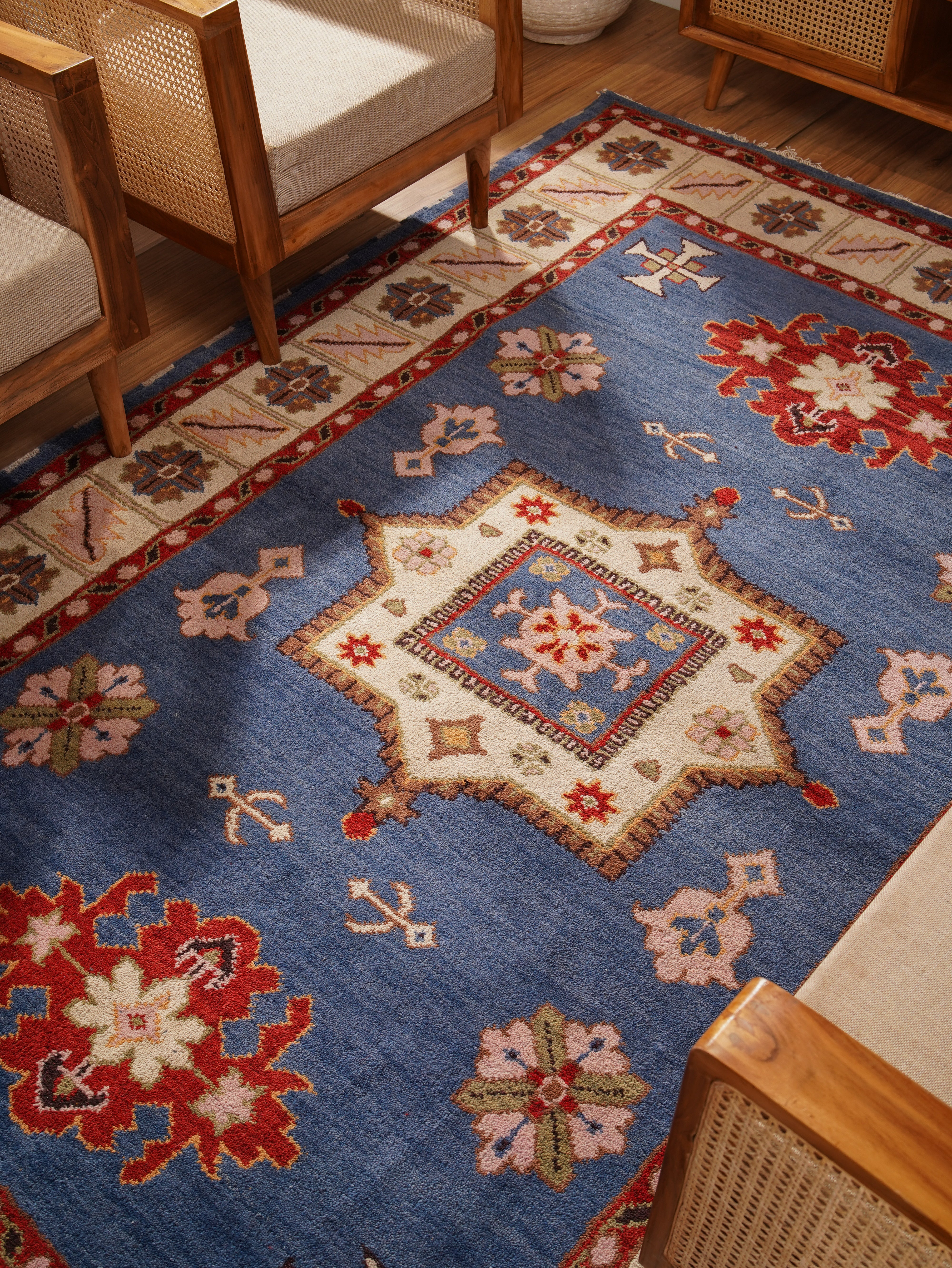 Vividha Hand Knotted Oriental Rug