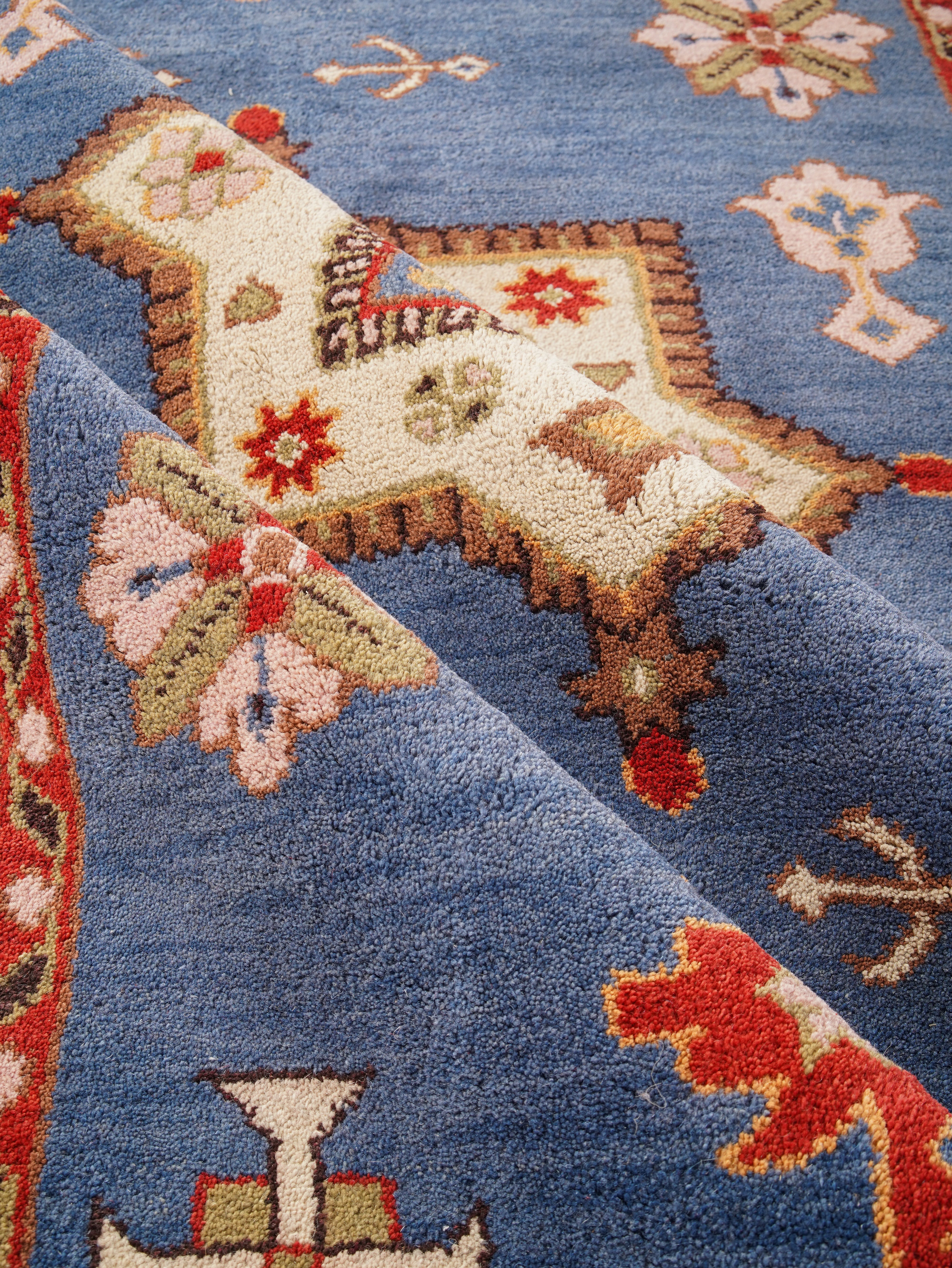 Vividha Hand Knotted Oriental Rug