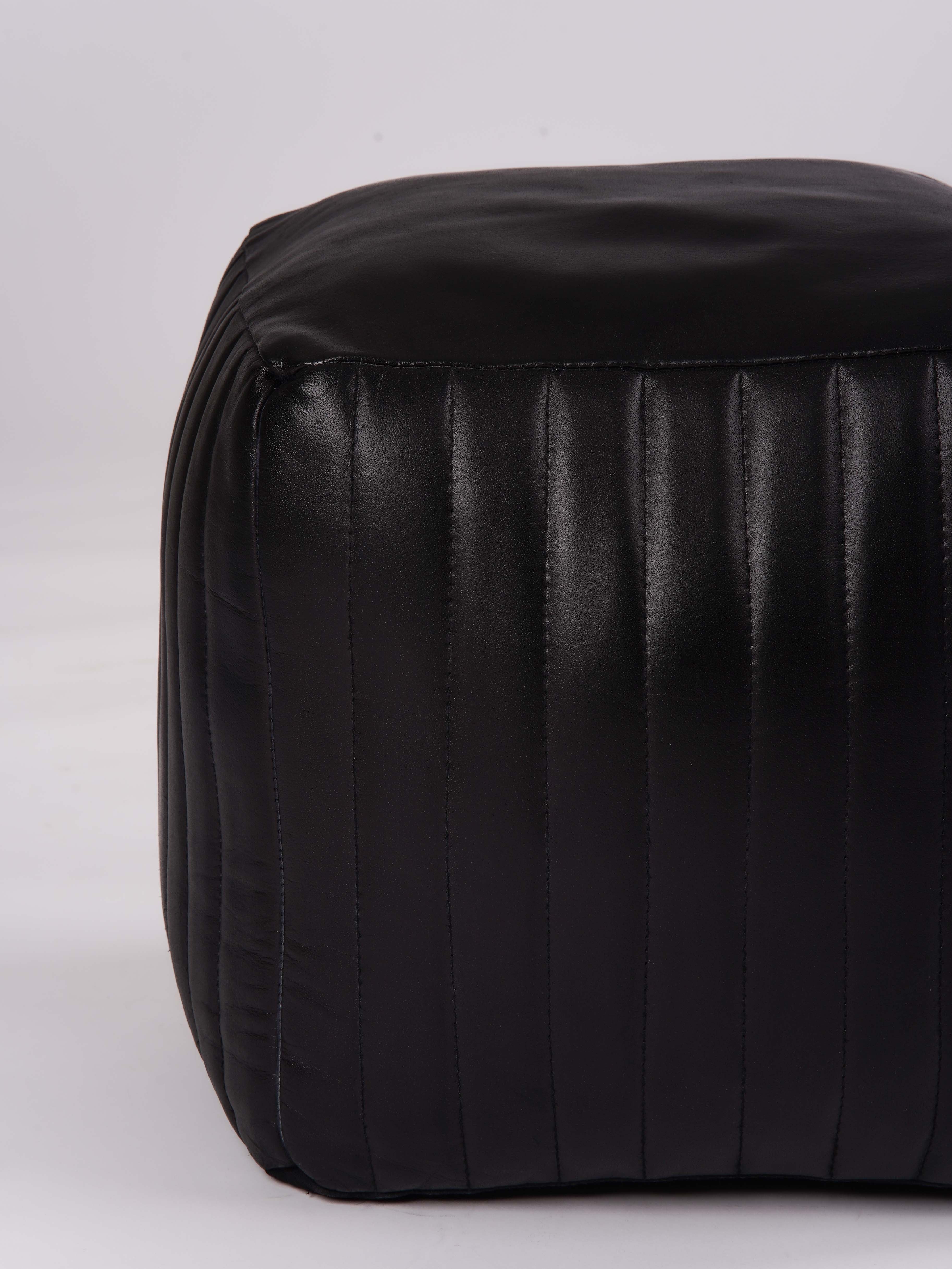 Verde Vogue Leather Pouf