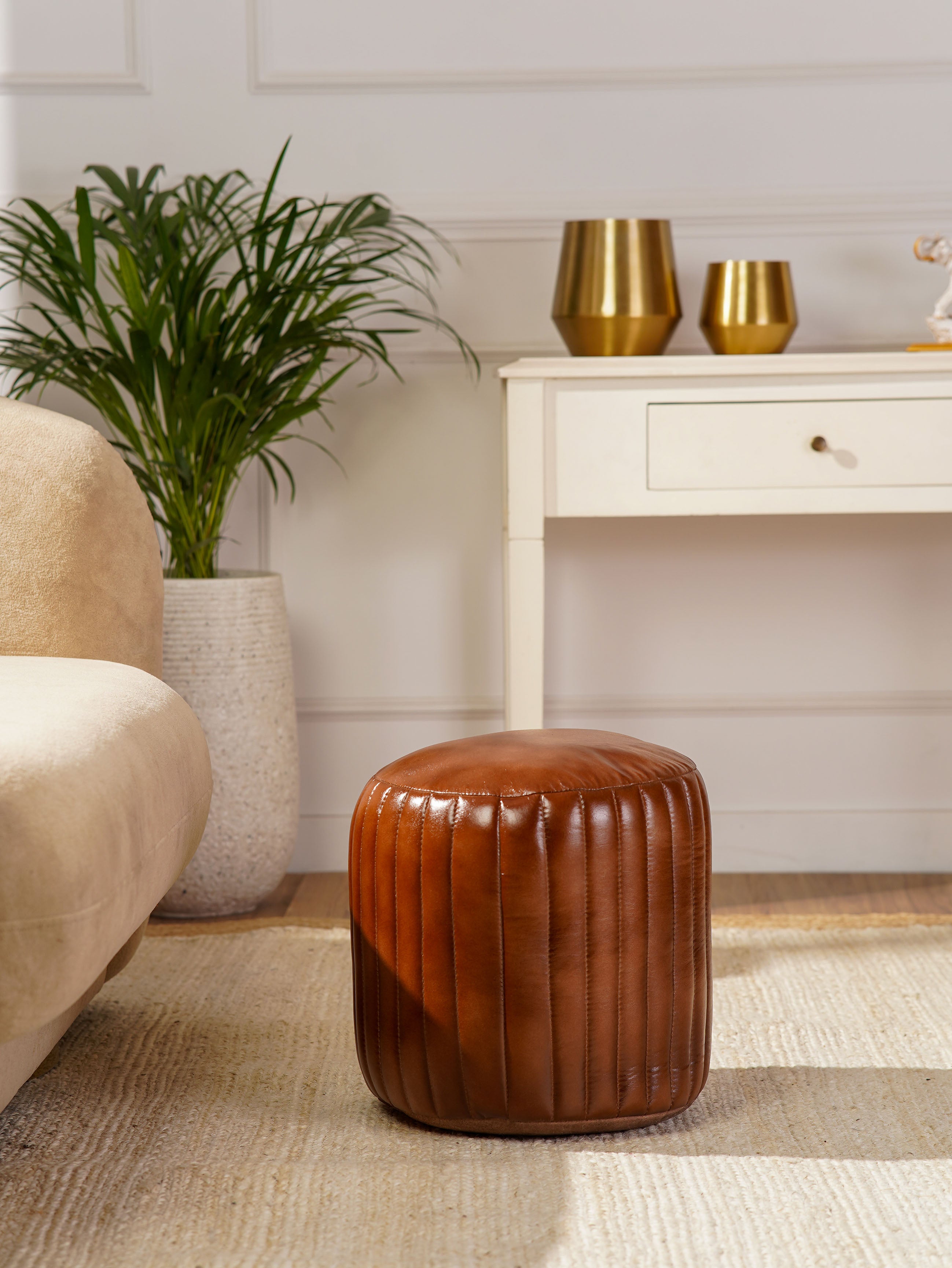 Strata Leather Round Pouf