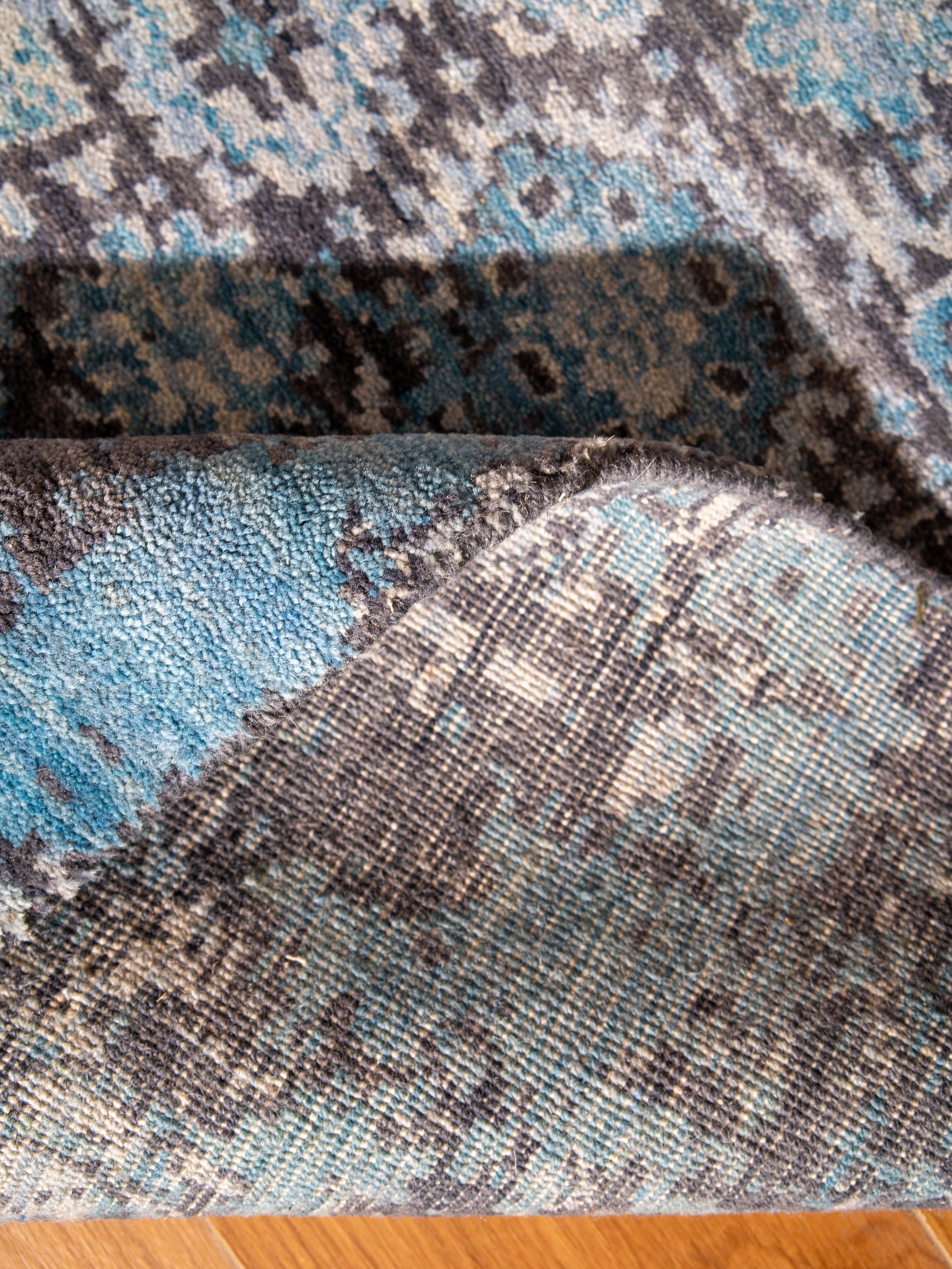 Blue Reverie Hand Knotted Wool Oriental Area Rug