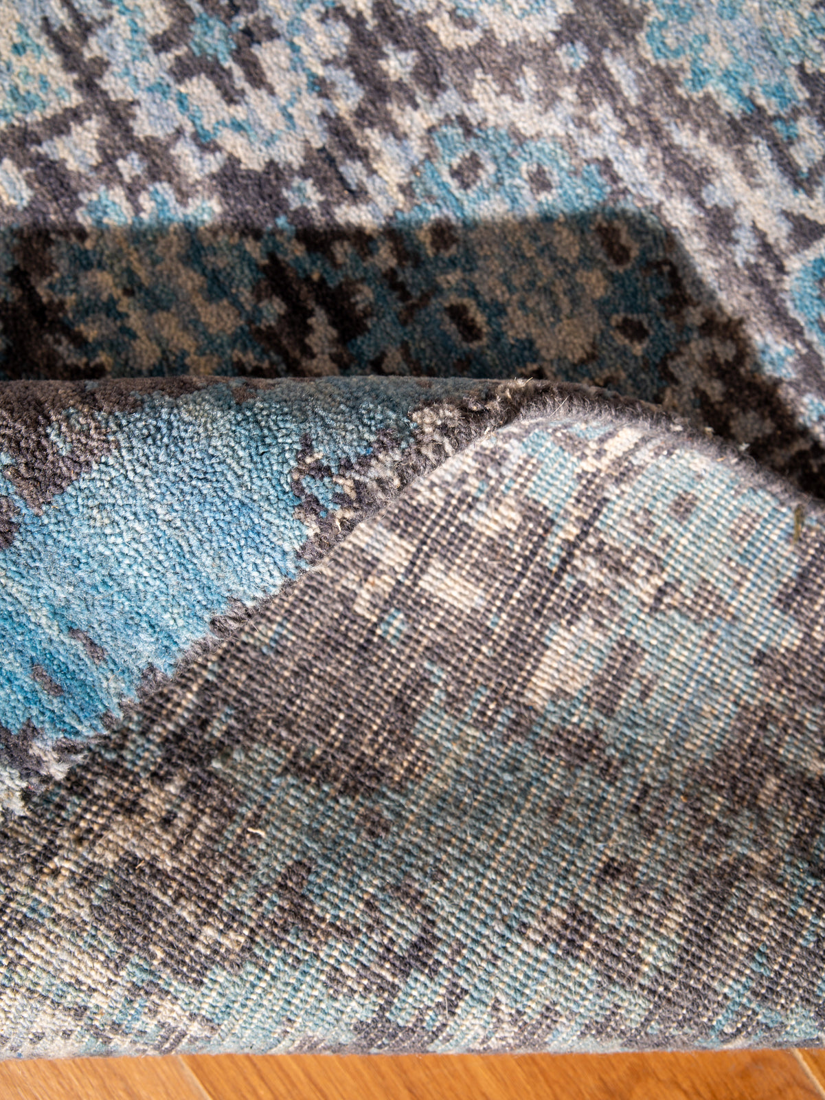 Antique-Style Blue Grey Medallion Oriental Rug