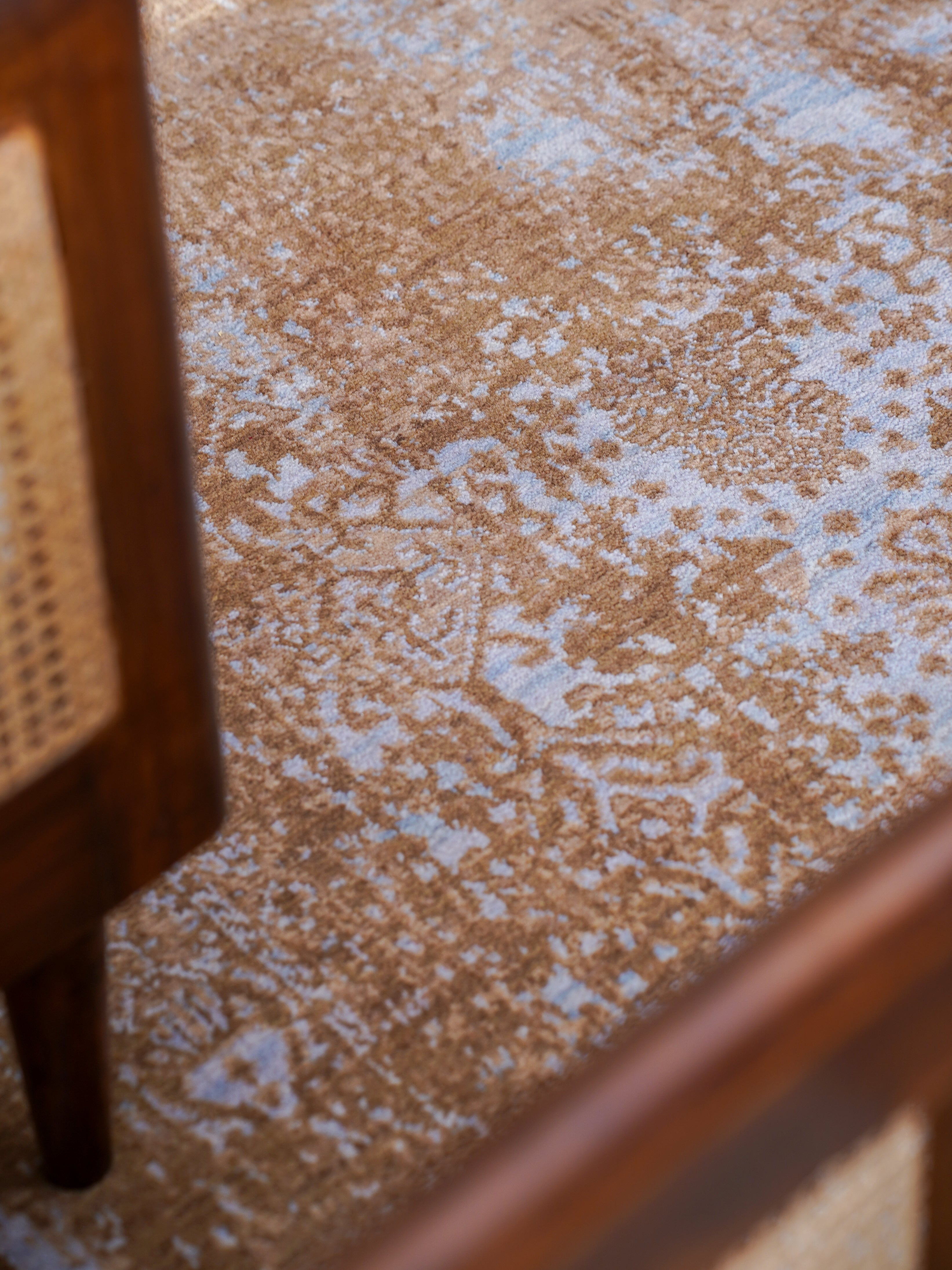 Antique-Inspired Distressed Hand Knotted Wool Rug