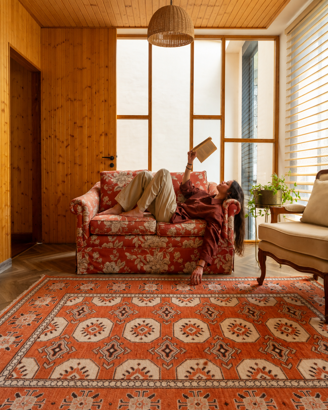 Hand-Knotted Heritage Medallion Wool Rug
