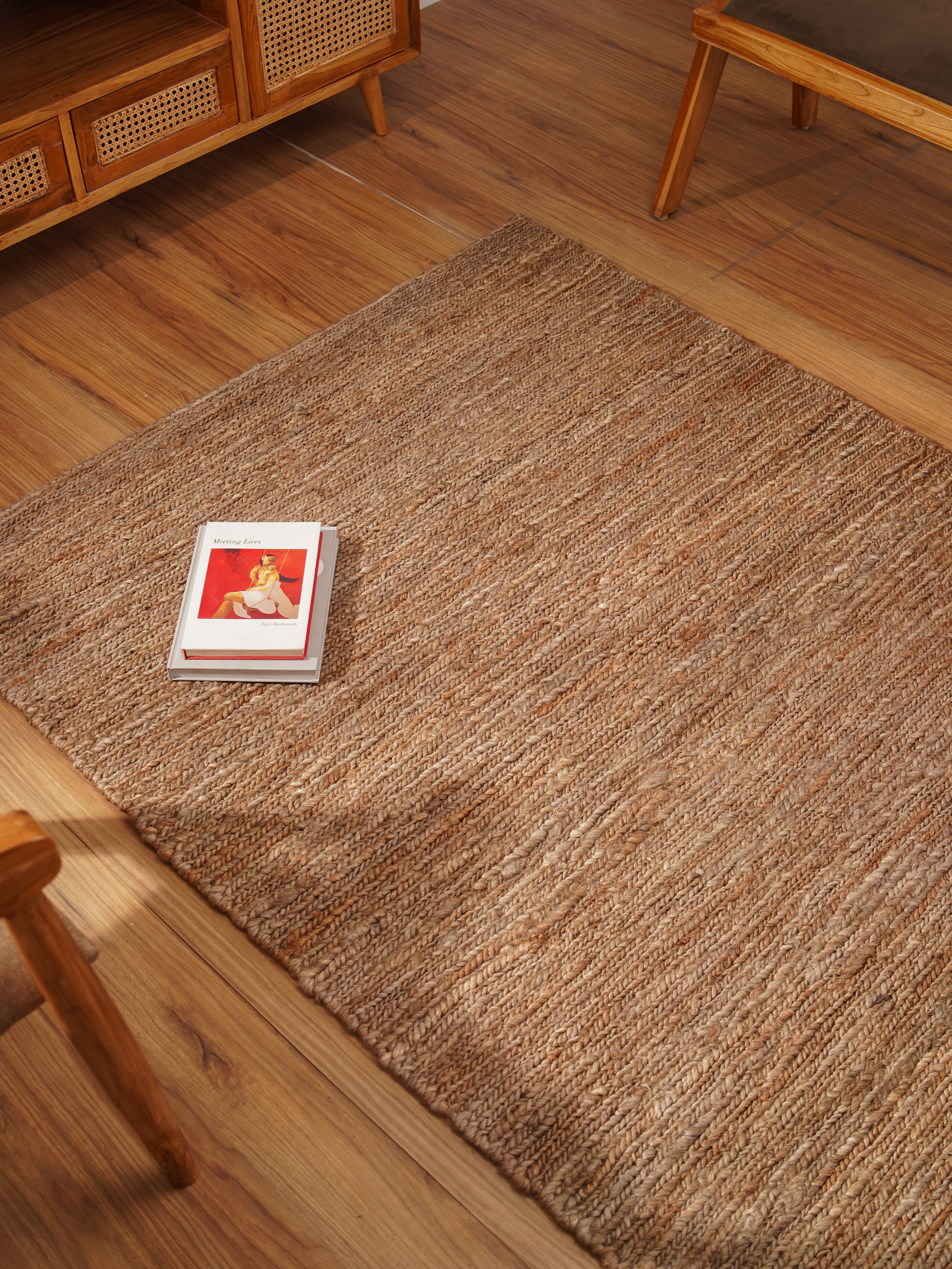 Light Brown Hand Knotted Sumak Jute Rug