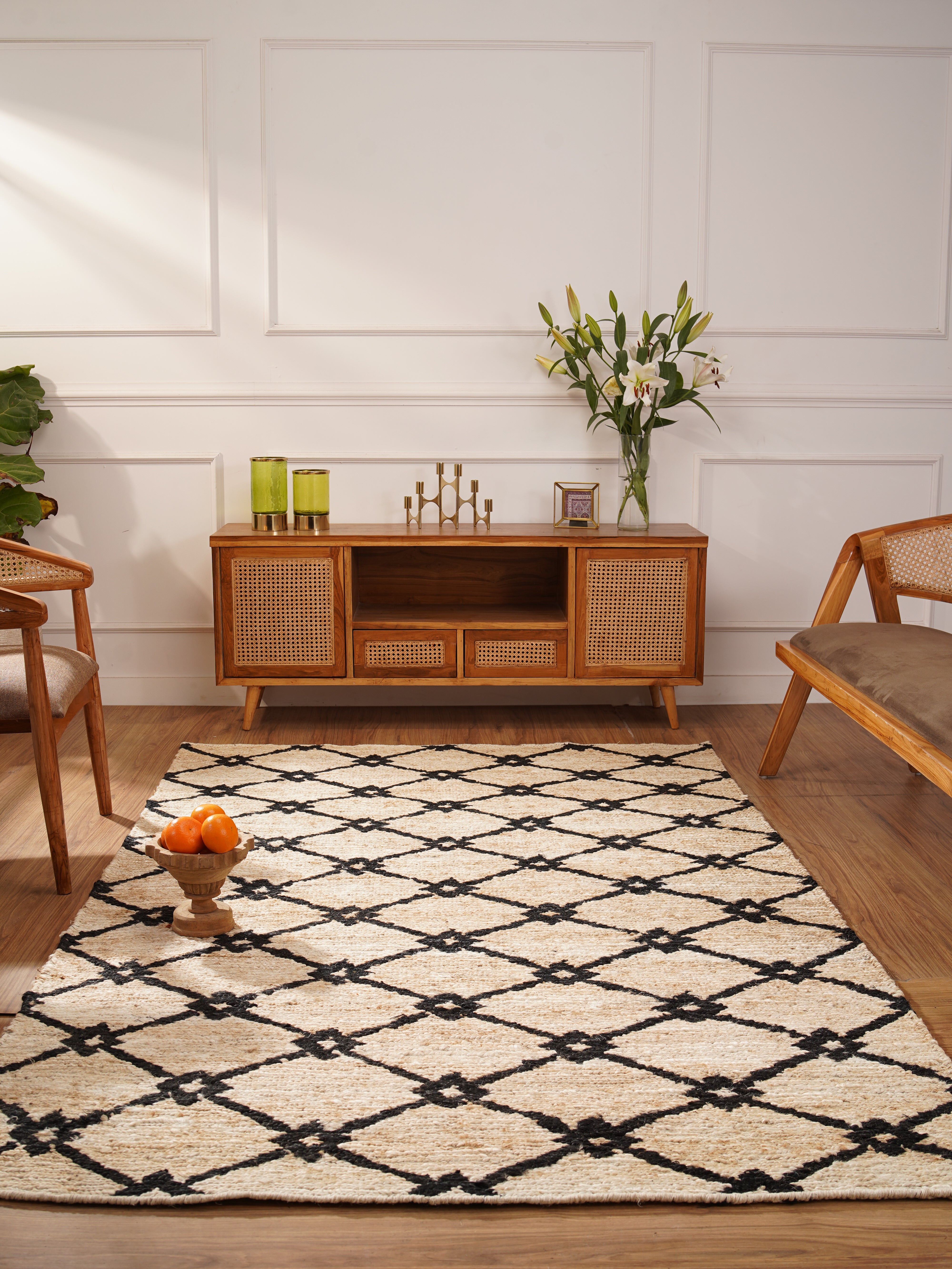 Beige Black Hand Woven Jute Rug
