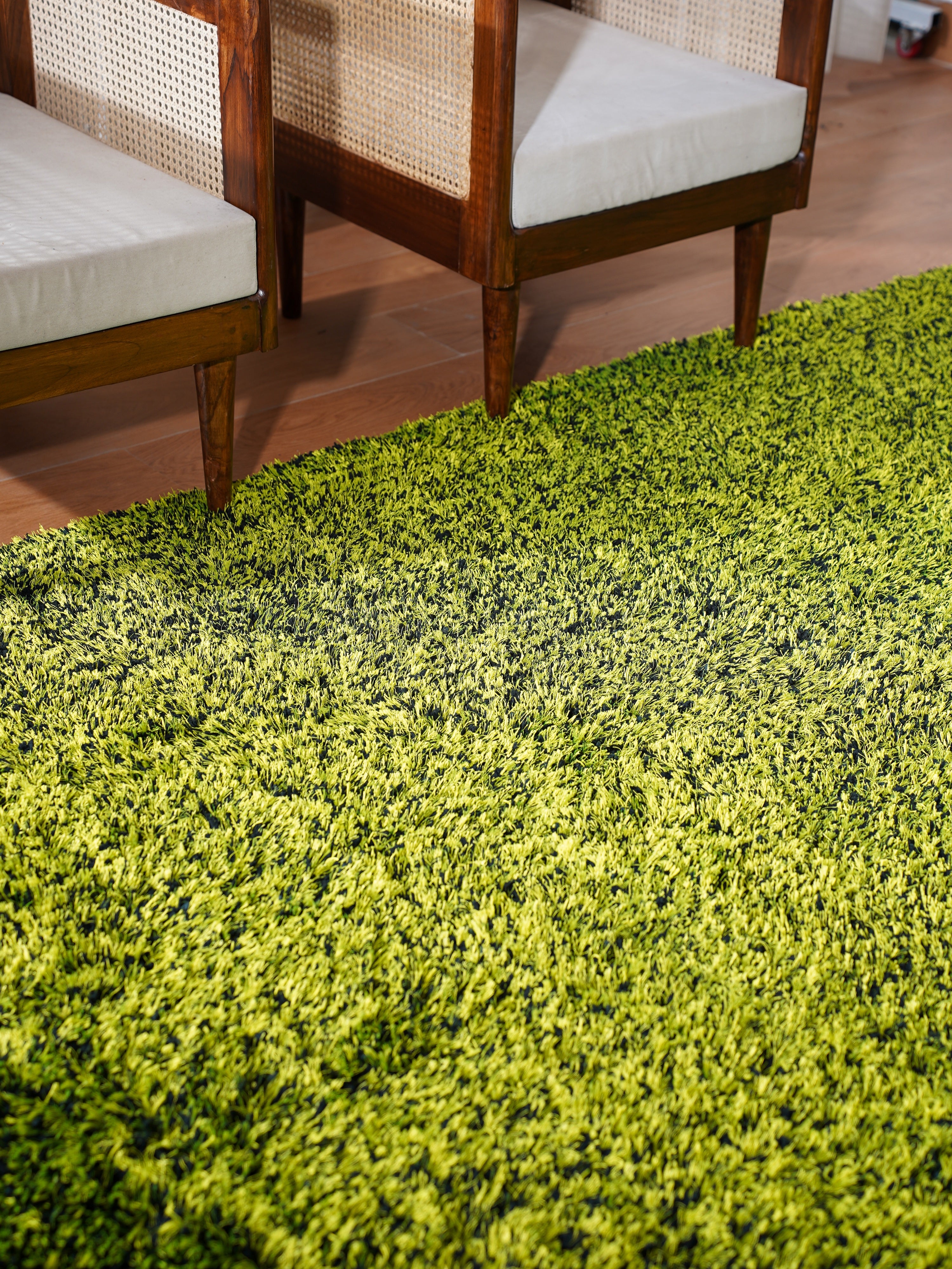 Solid Green Shag Polyester Area Rug